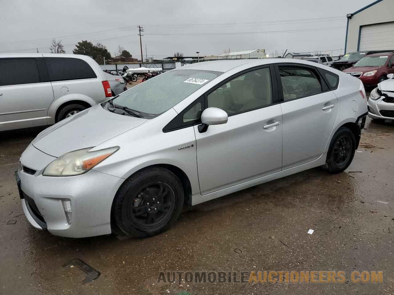 JTDKN3DU7E1779939 TOYOTA PRIUS 2014