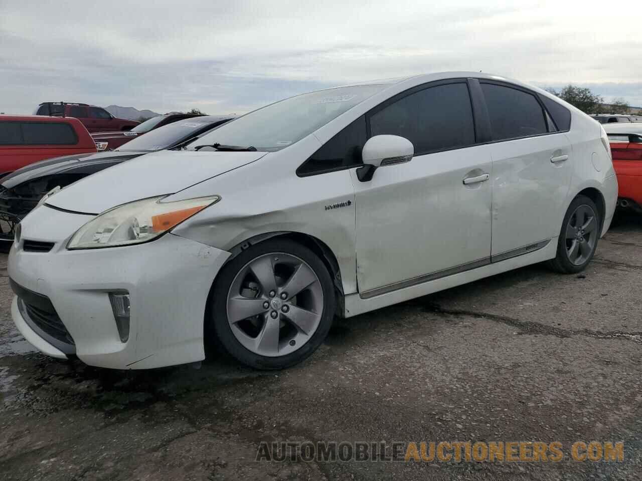 JTDKN3DU7F0407573 TOYOTA PRIUS 2015