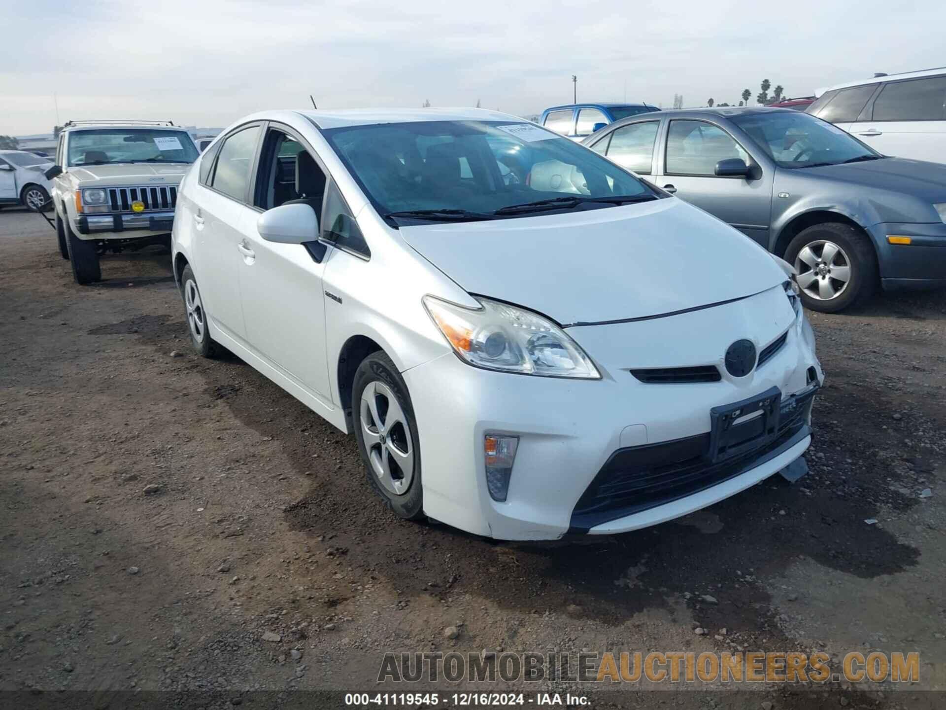 JTDKN3DU7F0413549 TOYOTA PRIUS 2015