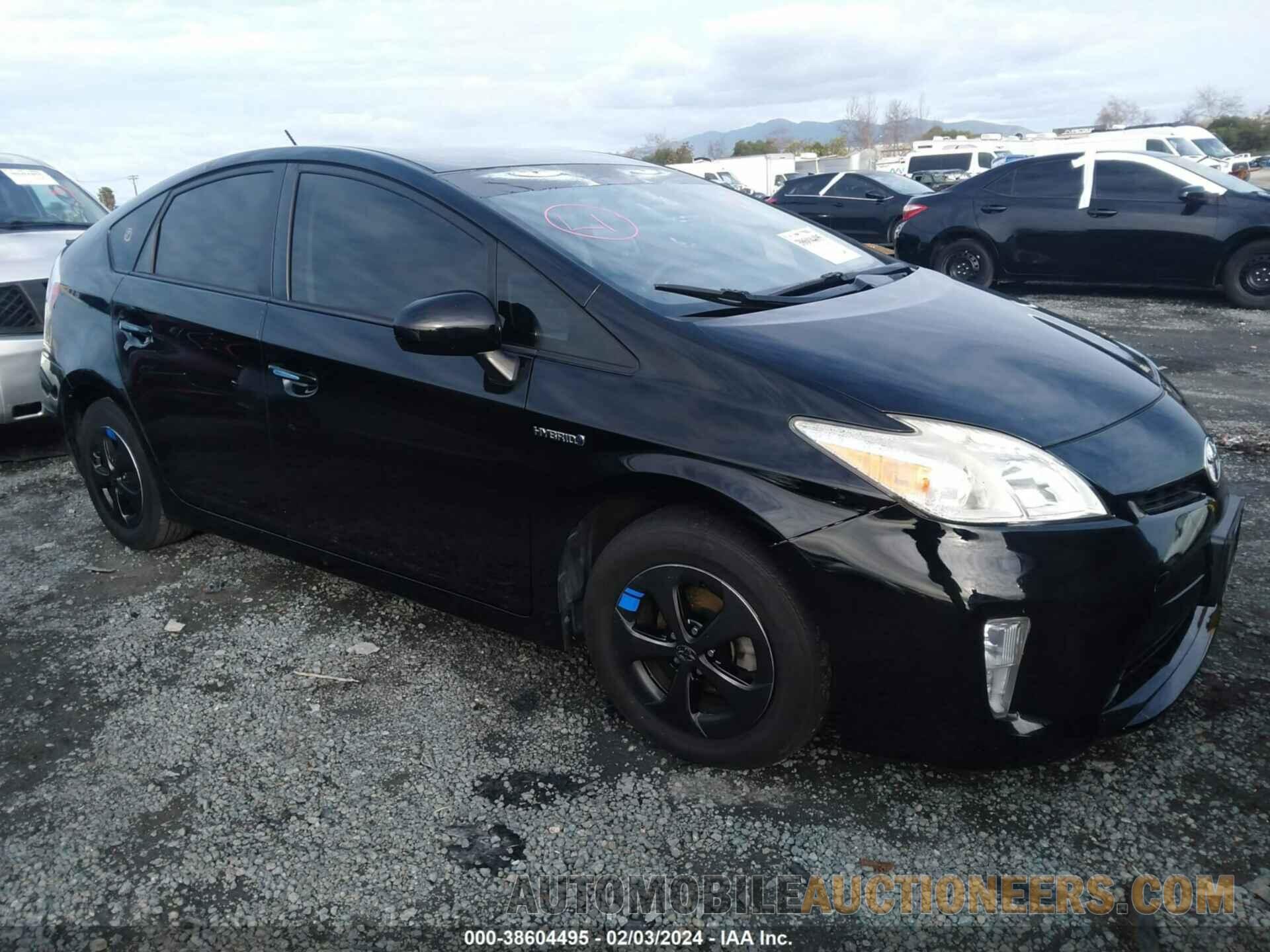 JTDKN3DU7F0413616 TOYOTA PRIUS 2015