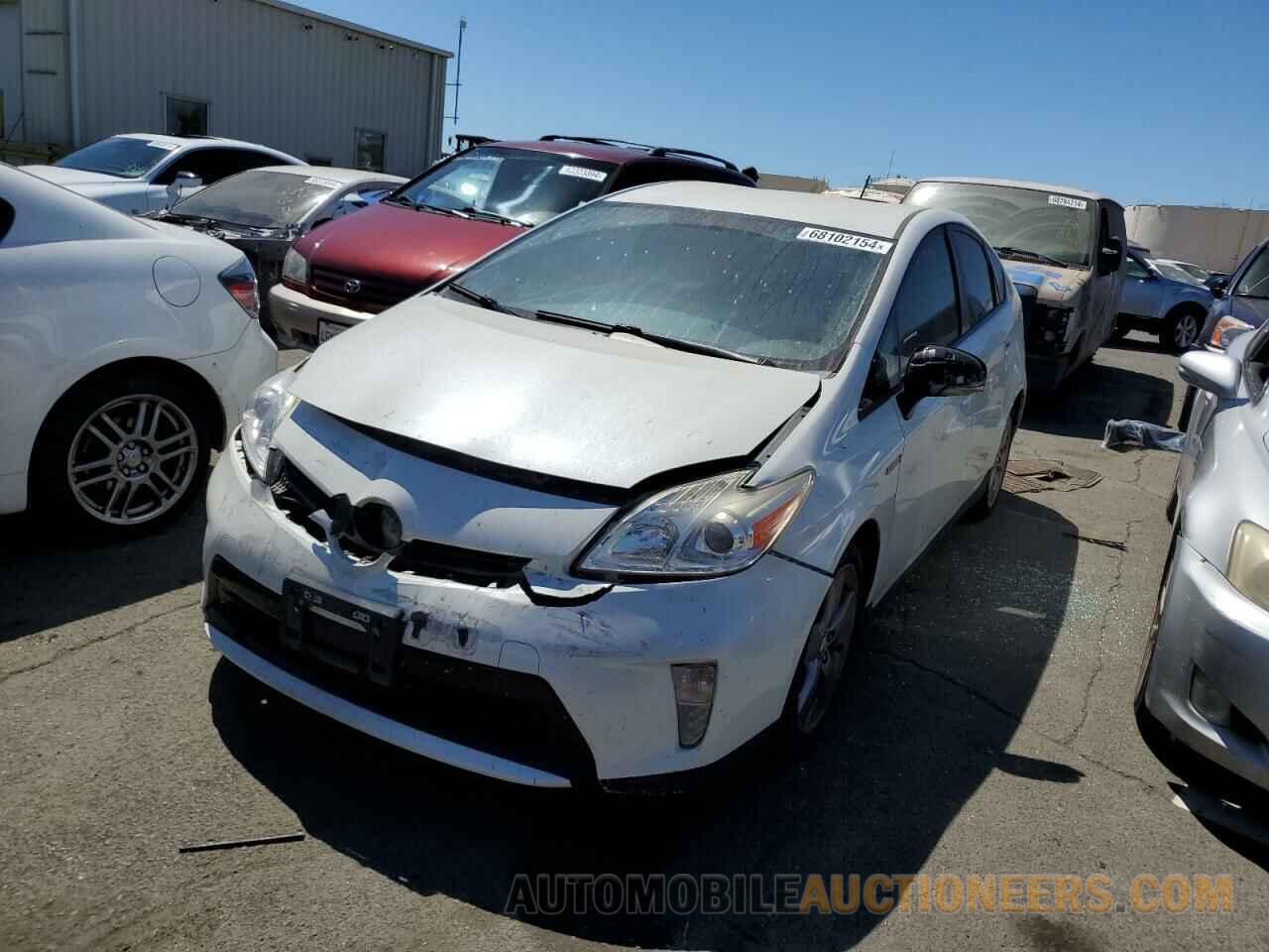 JTDKN3DU7F0428830 TOYOTA PRIUS 2015