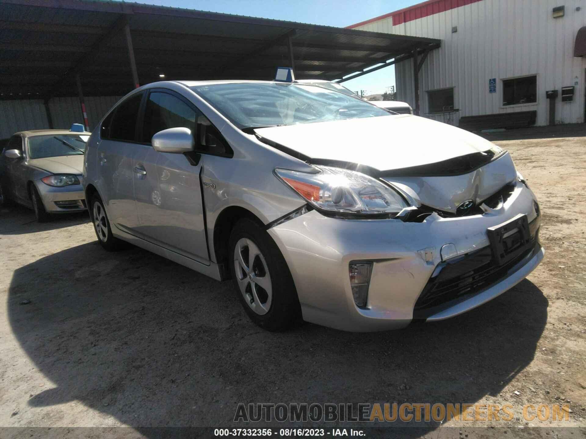 JTDKN3DU7F0429119 TOYOTA PRIUS 2015