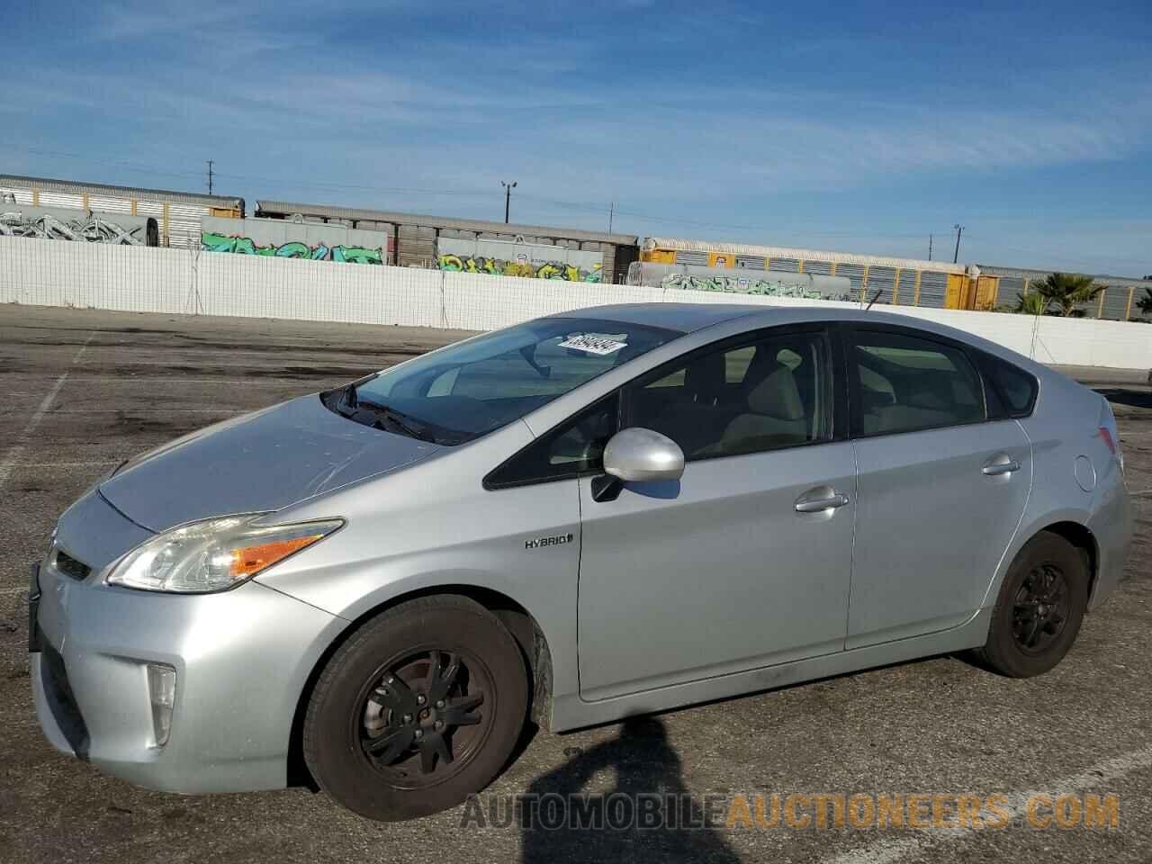 JTDKN3DU7F0430349 TOYOTA PRIUS 2015