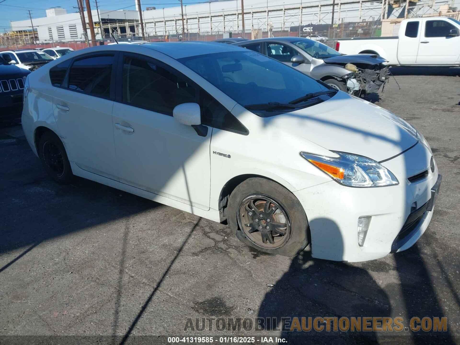 JTDKN3DU7F0434935 TOYOTA PRIUS 2015