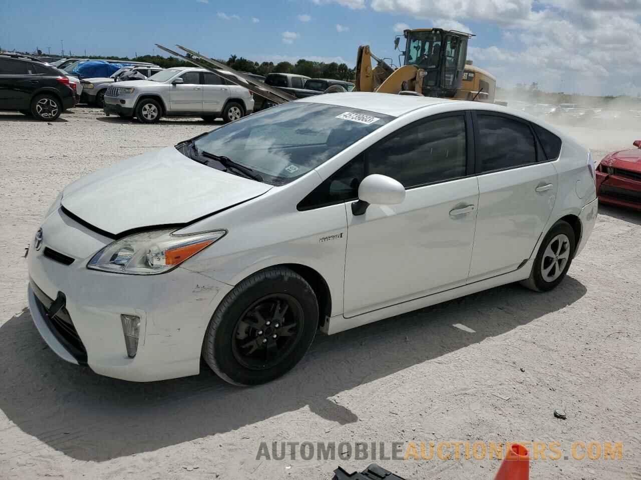 JTDKN3DU7F0446745 TOYOTA PRIUS 2015