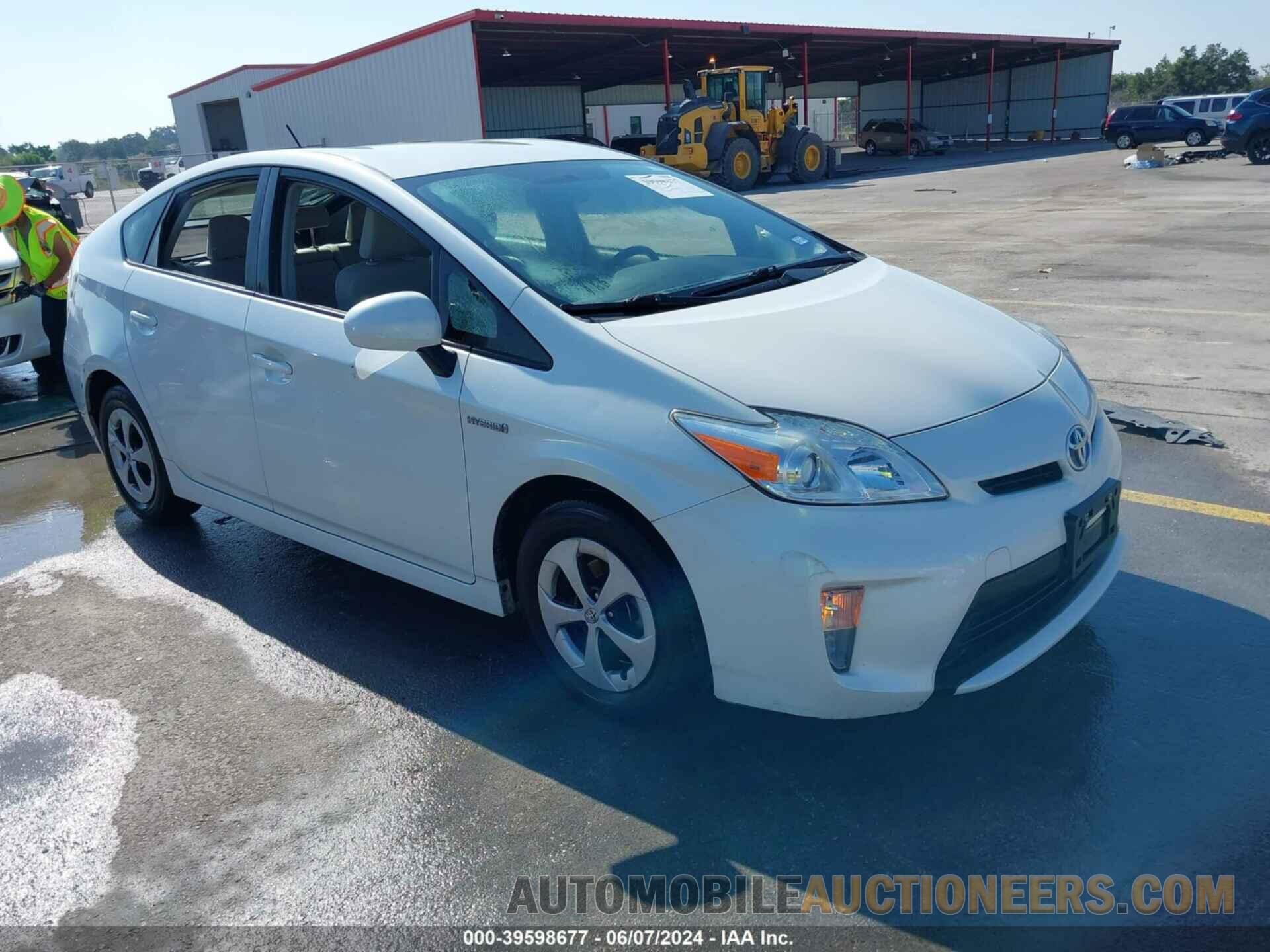 JTDKN3DU7F0455154 TOYOTA PRIUS 2015