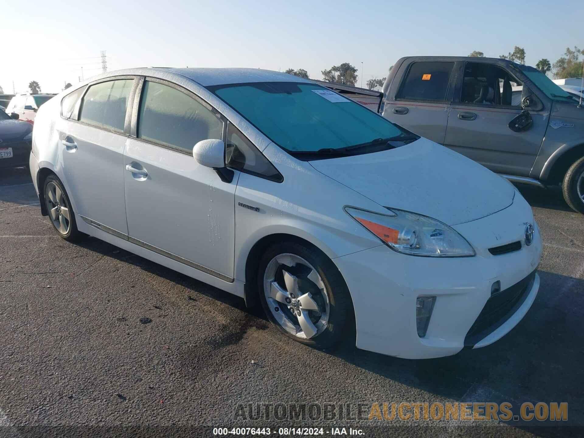 JTDKN3DU7F0462752 TOYOTA PRIUS 2015