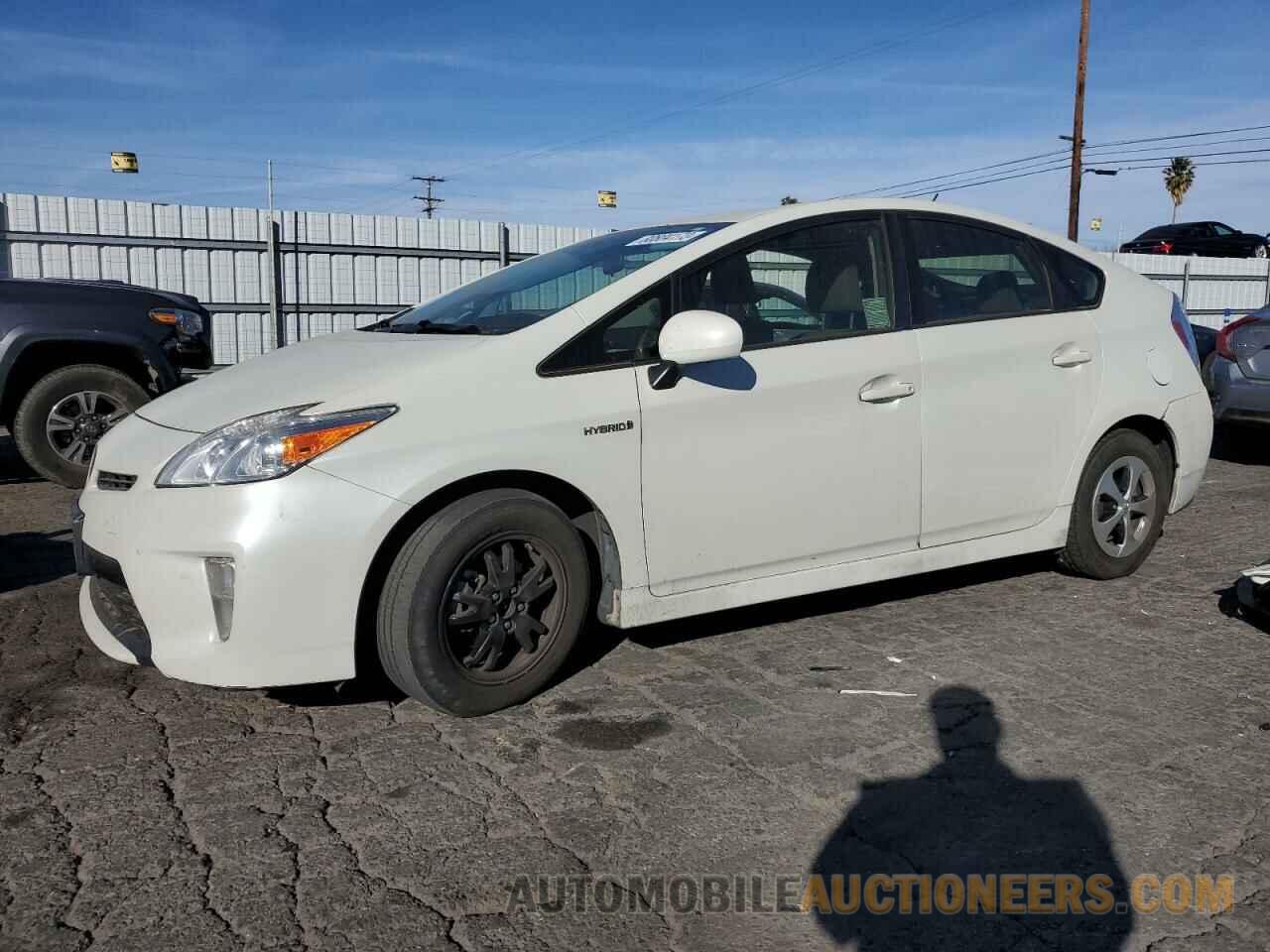 JTDKN3DU7F0470107 TOYOTA PRIUS 2015