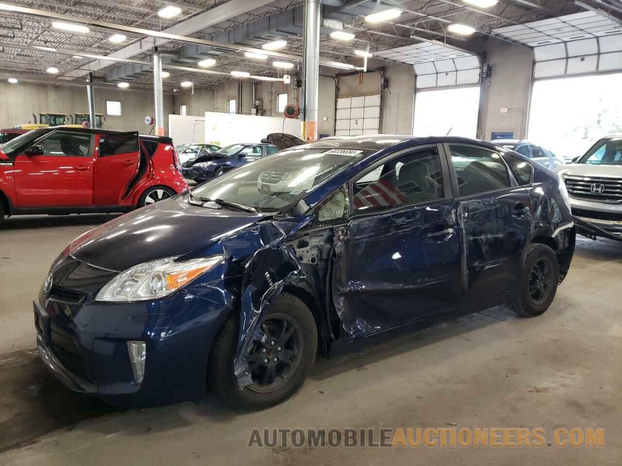 JTDKN3DU7F1887303 TOYOTA PRIUS 2015