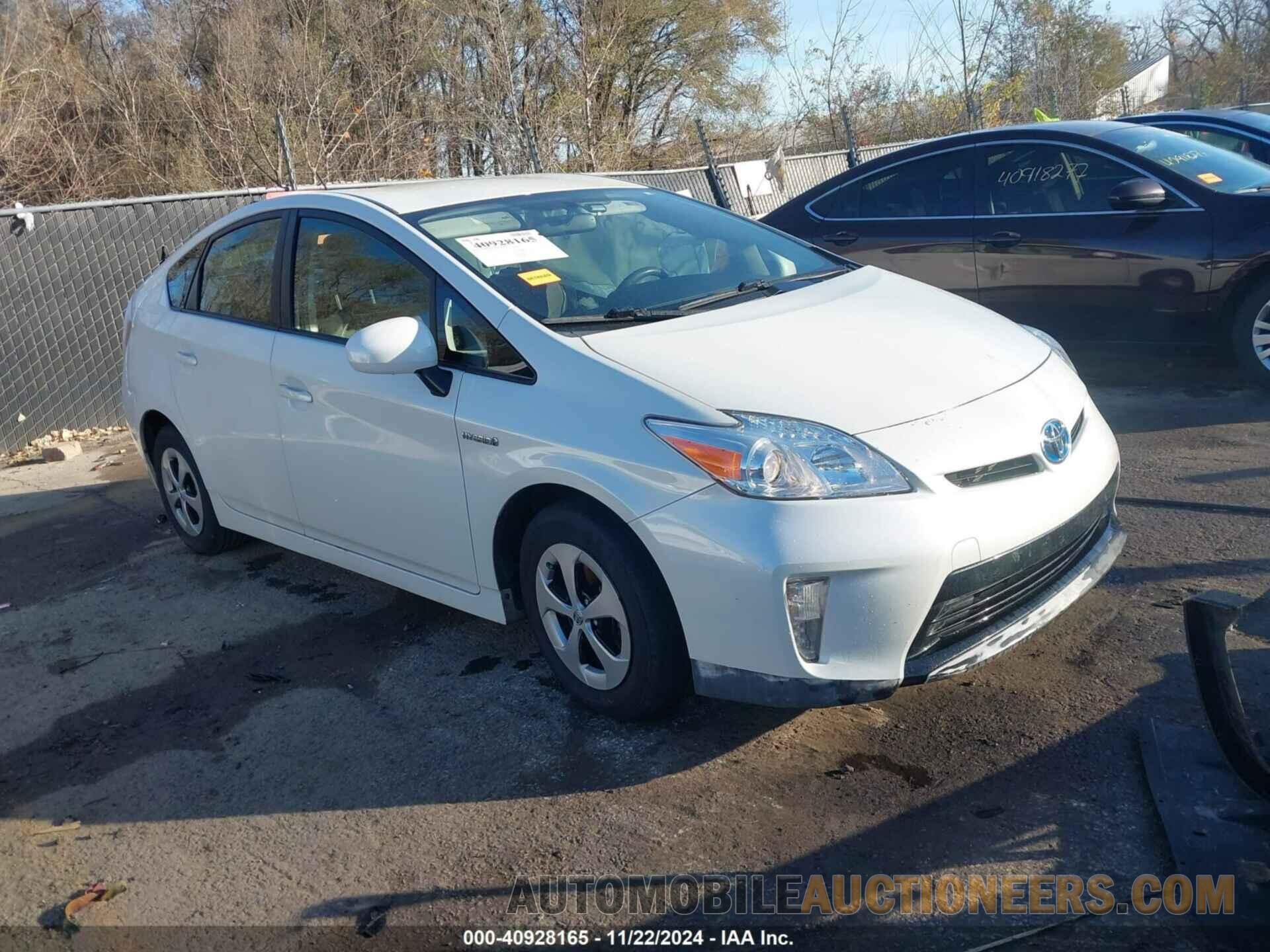 JTDKN3DU7F1893098 TOYOTA PRIUS 2015