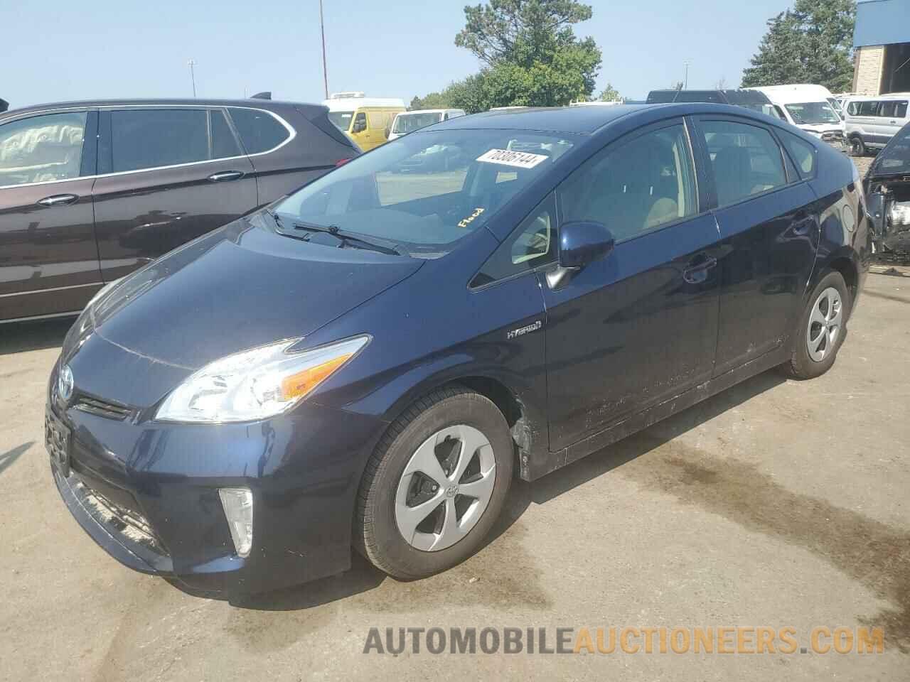 JTDKN3DU7F1916959 TOYOTA PRIUS 2015