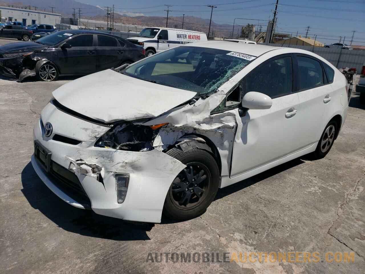 JTDKN3DU7F1923006 TOYOTA PRIUS 2015