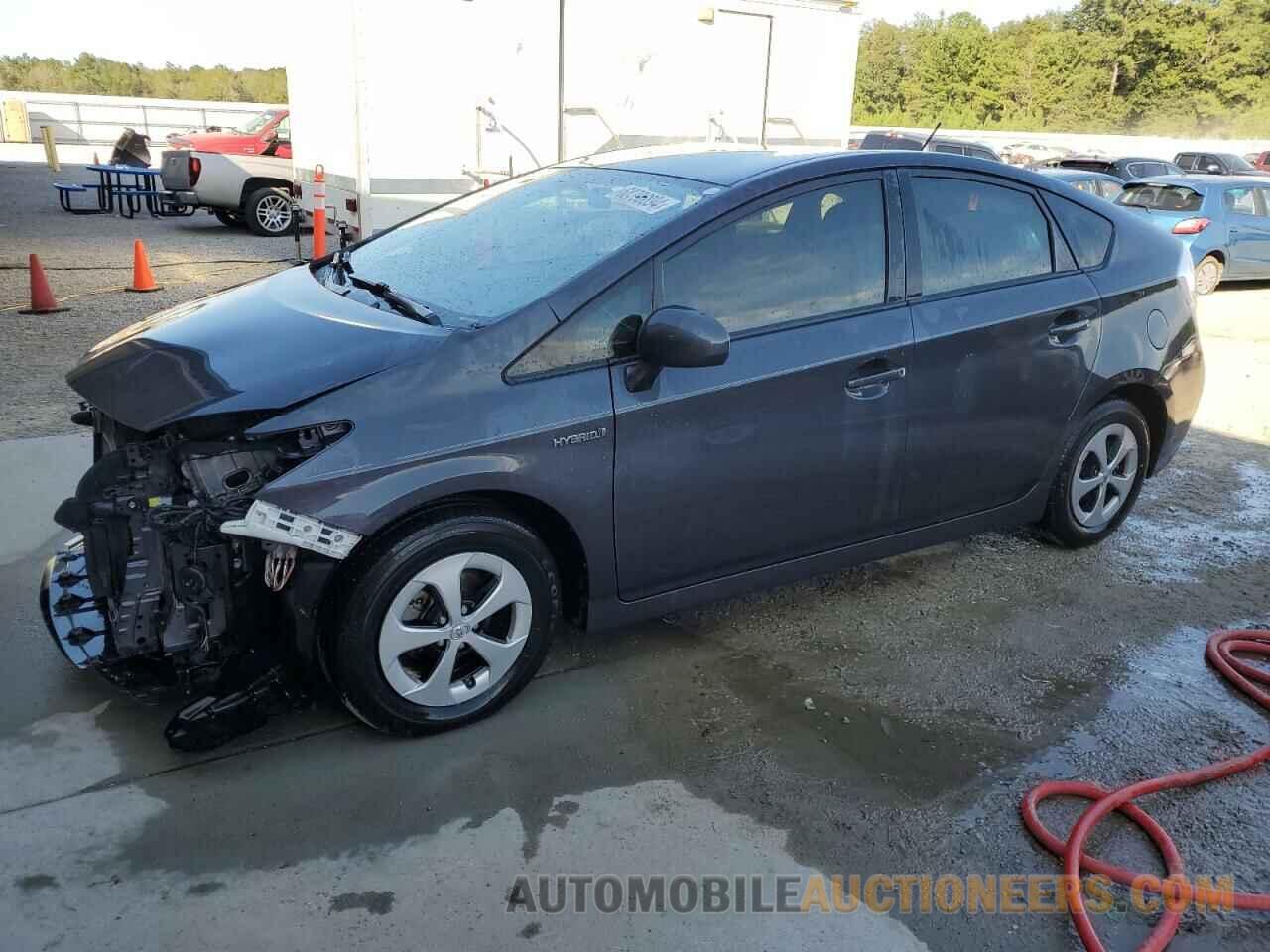 JTDKN3DU7F1943241 TOYOTA PRIUS 2015