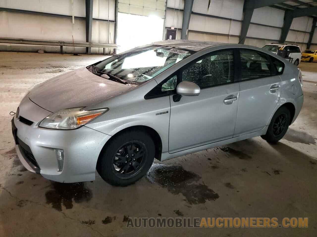 JTDKN3DU7F1956443 TOYOTA PRIUS 2015