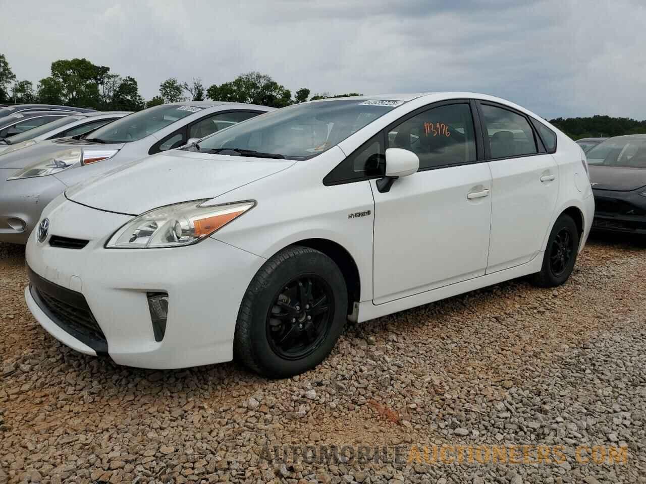 JTDKN3DU7F1957561 TOYOTA PRIUS 2015