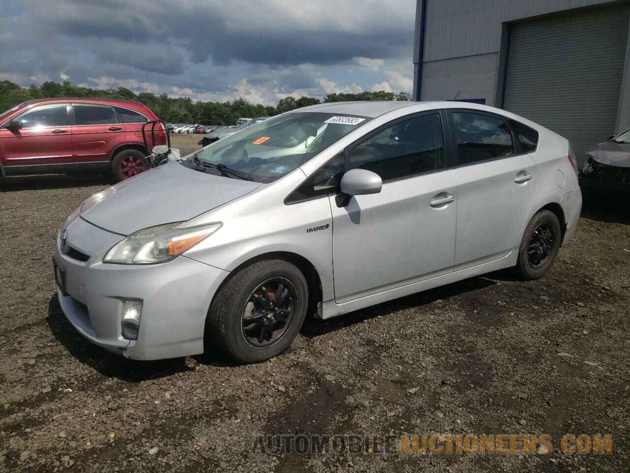 JTDKN3DU7F1999017 TOYOTA PRIUS 2015