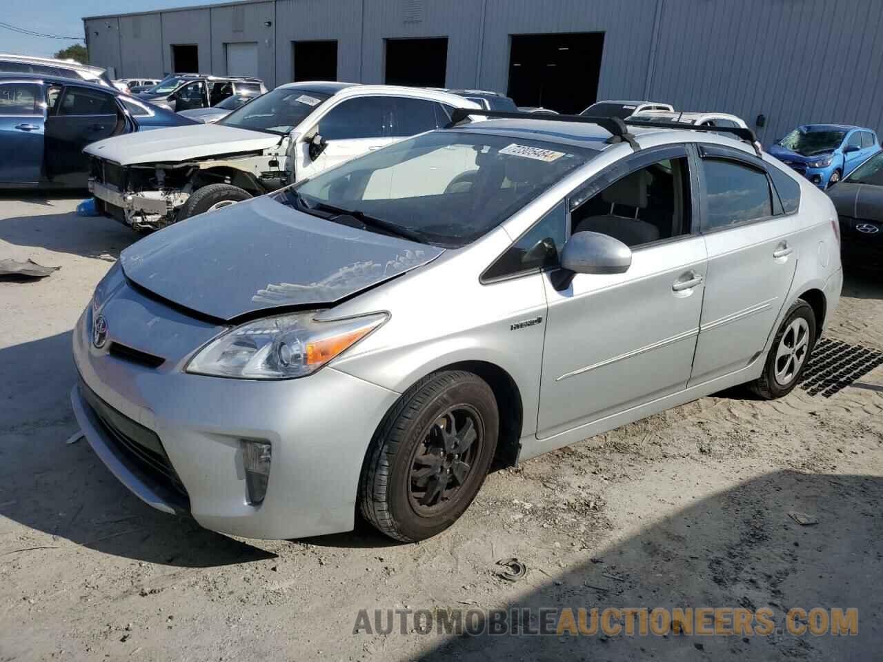 JTDKN3DU8D5571107 TOYOTA PRIUS 2013