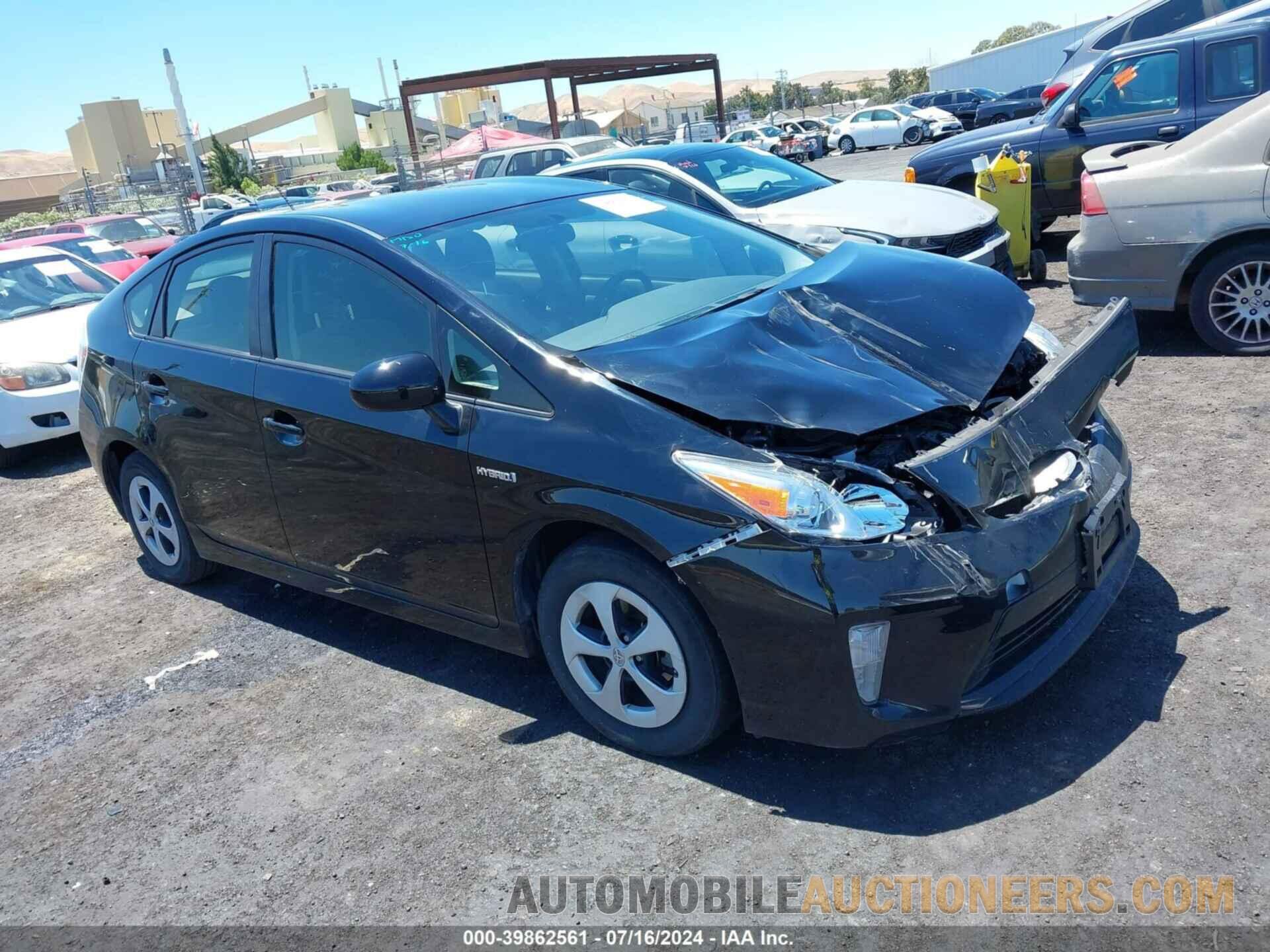 JTDKN3DU8F0394865 TOYOTA PRIUS 2015