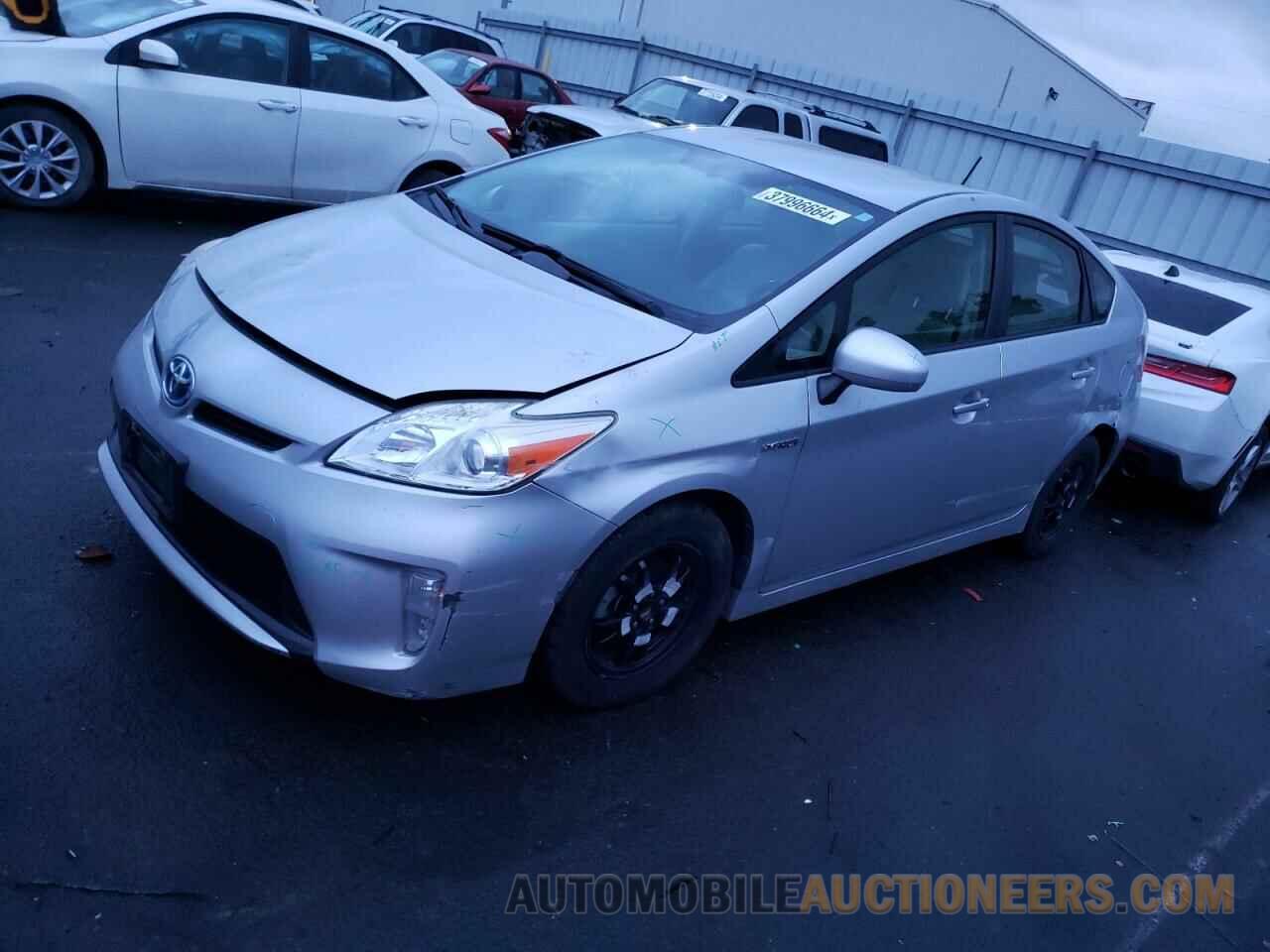 JTDKN3DU8F0397720 TOYOTA PRIUS 2015