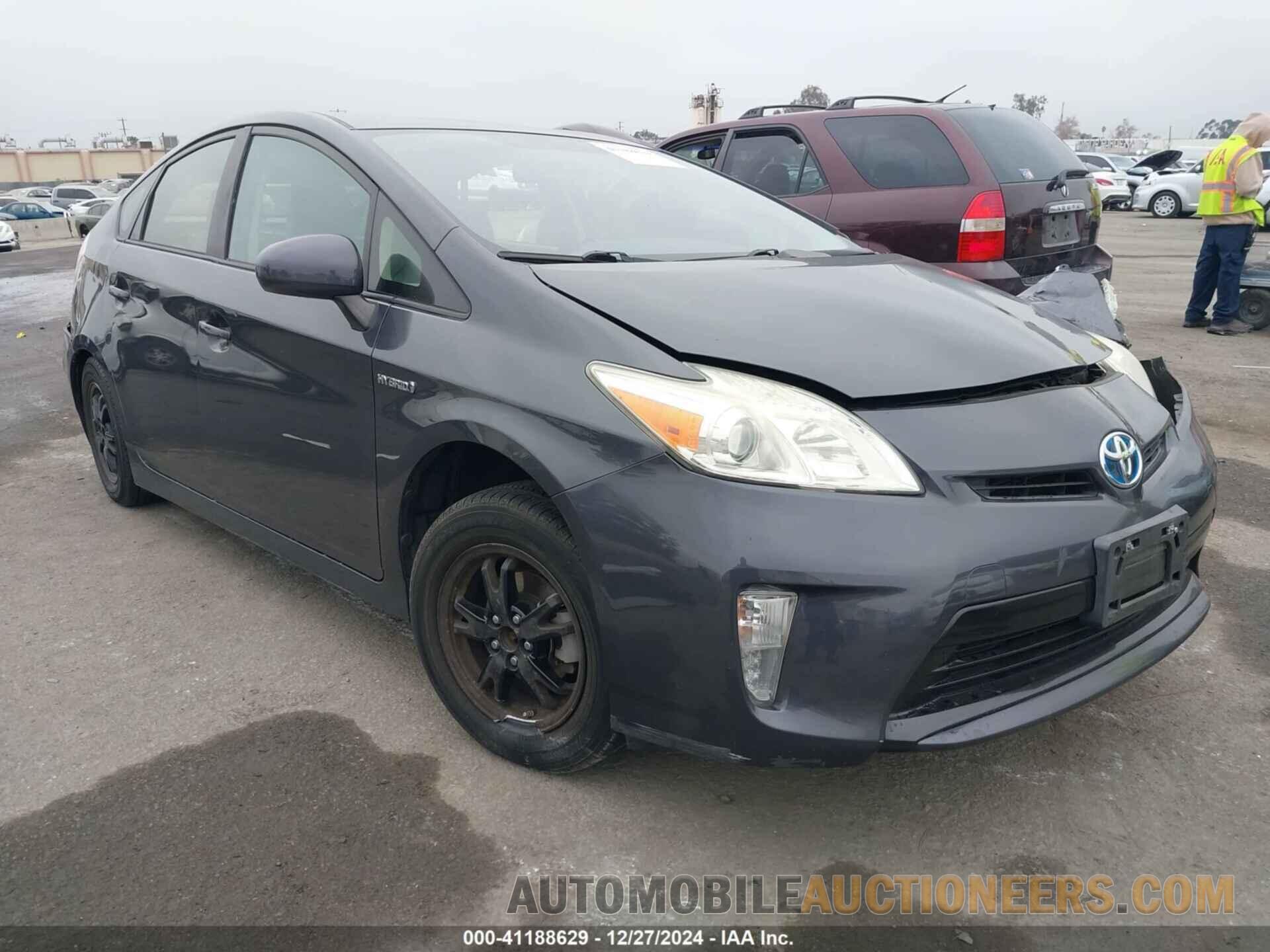 JTDKN3DU8F0399211 TOYOTA PRIUS 2015