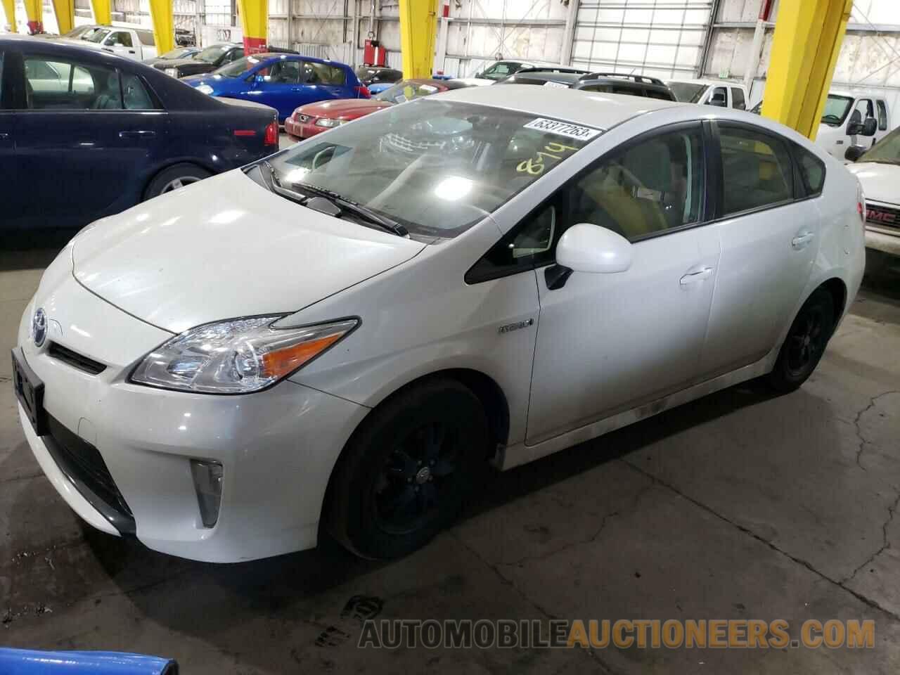 JTDKN3DU8F0416816 TOYOTA PRIUS 2015