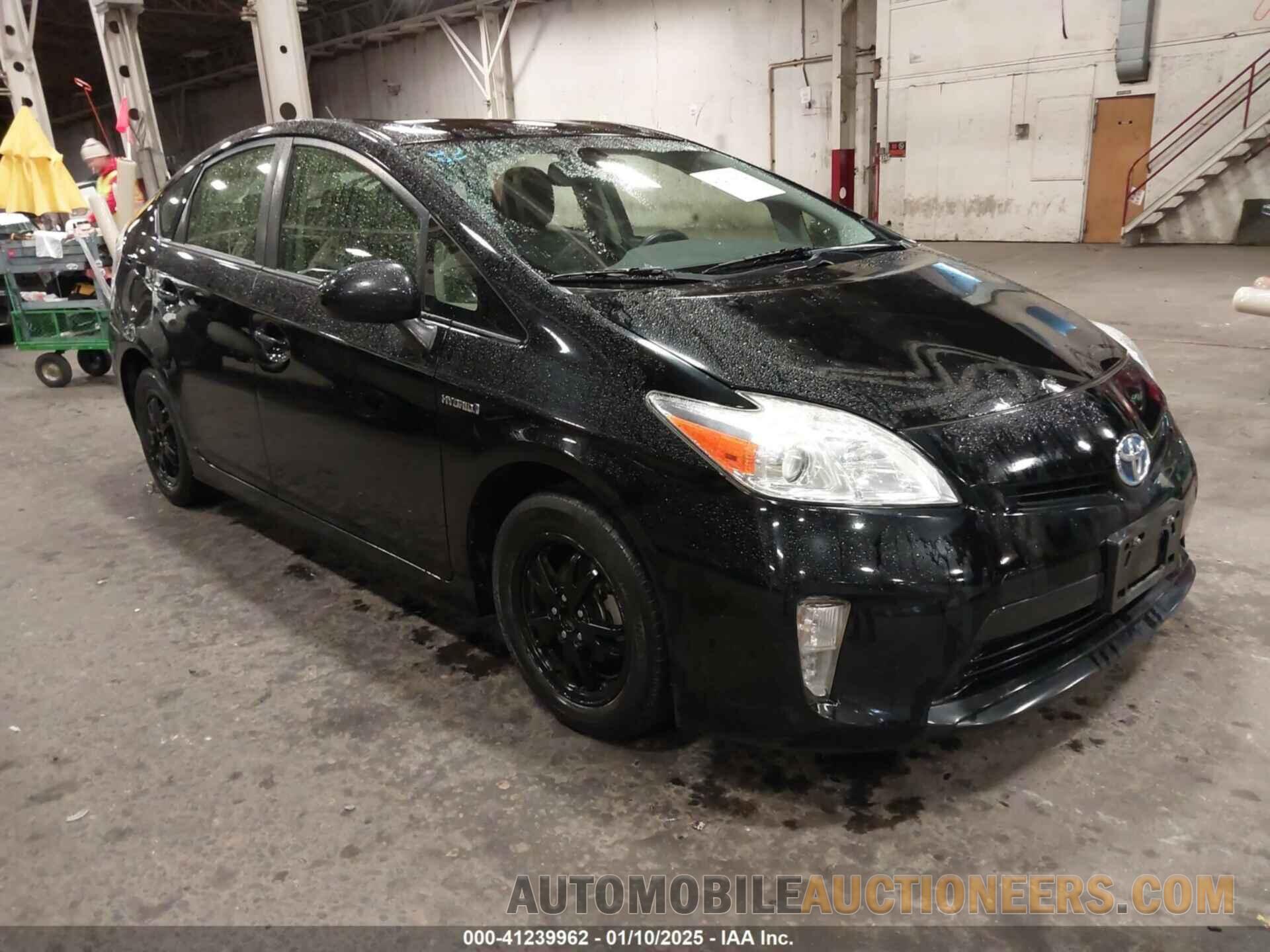 JTDKN3DU8F0421997 TOYOTA PRIUS 2015