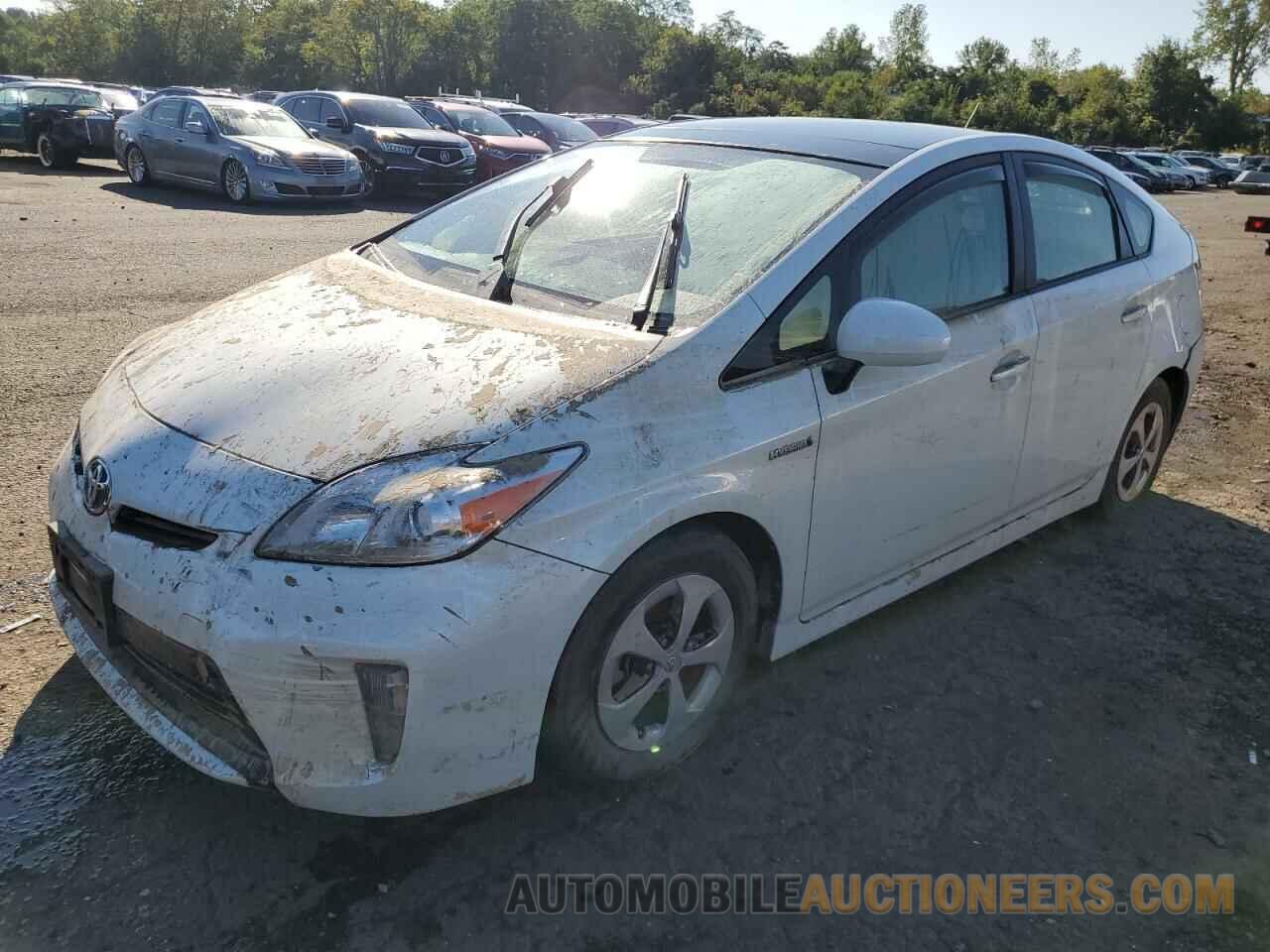 JTDKN3DU8F0423944 TOYOTA PRIUS 2015