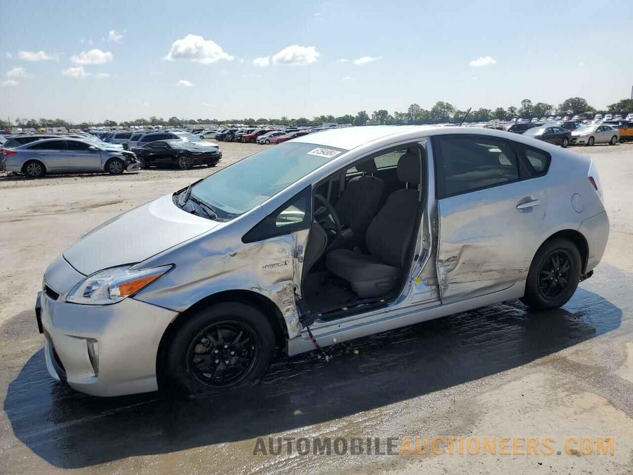 JTDKN3DU8F0440131 TOYOTA PRIUS 2015