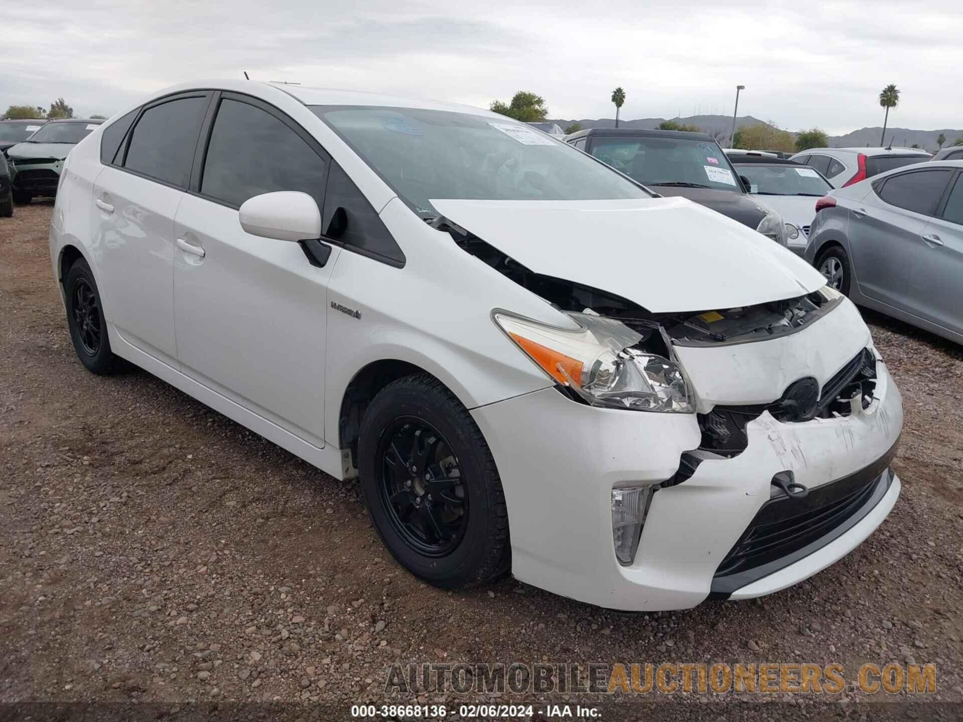 JTDKN3DU8F0442462 TOYOTA PRIUS 2015