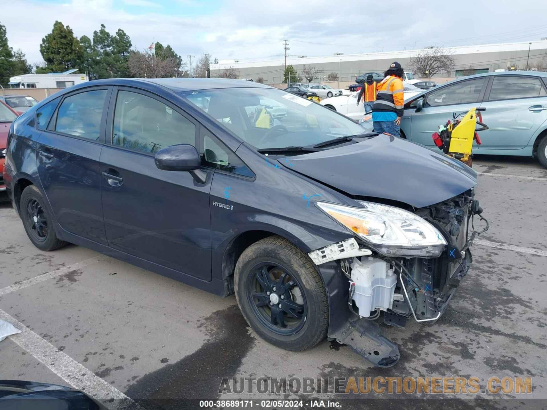 JTDKN3DU8F0444700 TOYOTA PRIUS 2015