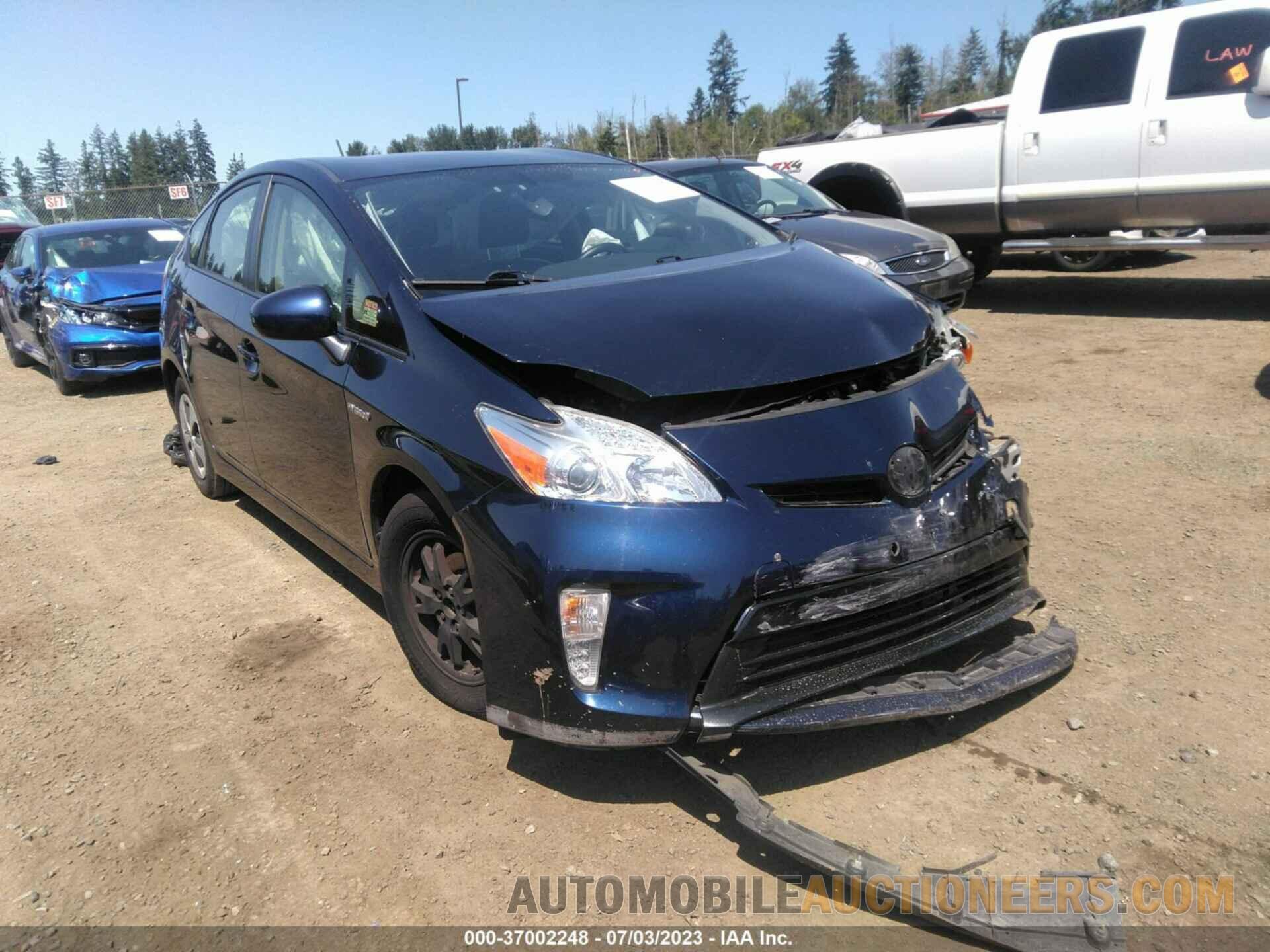 JTDKN3DU8F0446009 TOYOTA PRIUS 2015