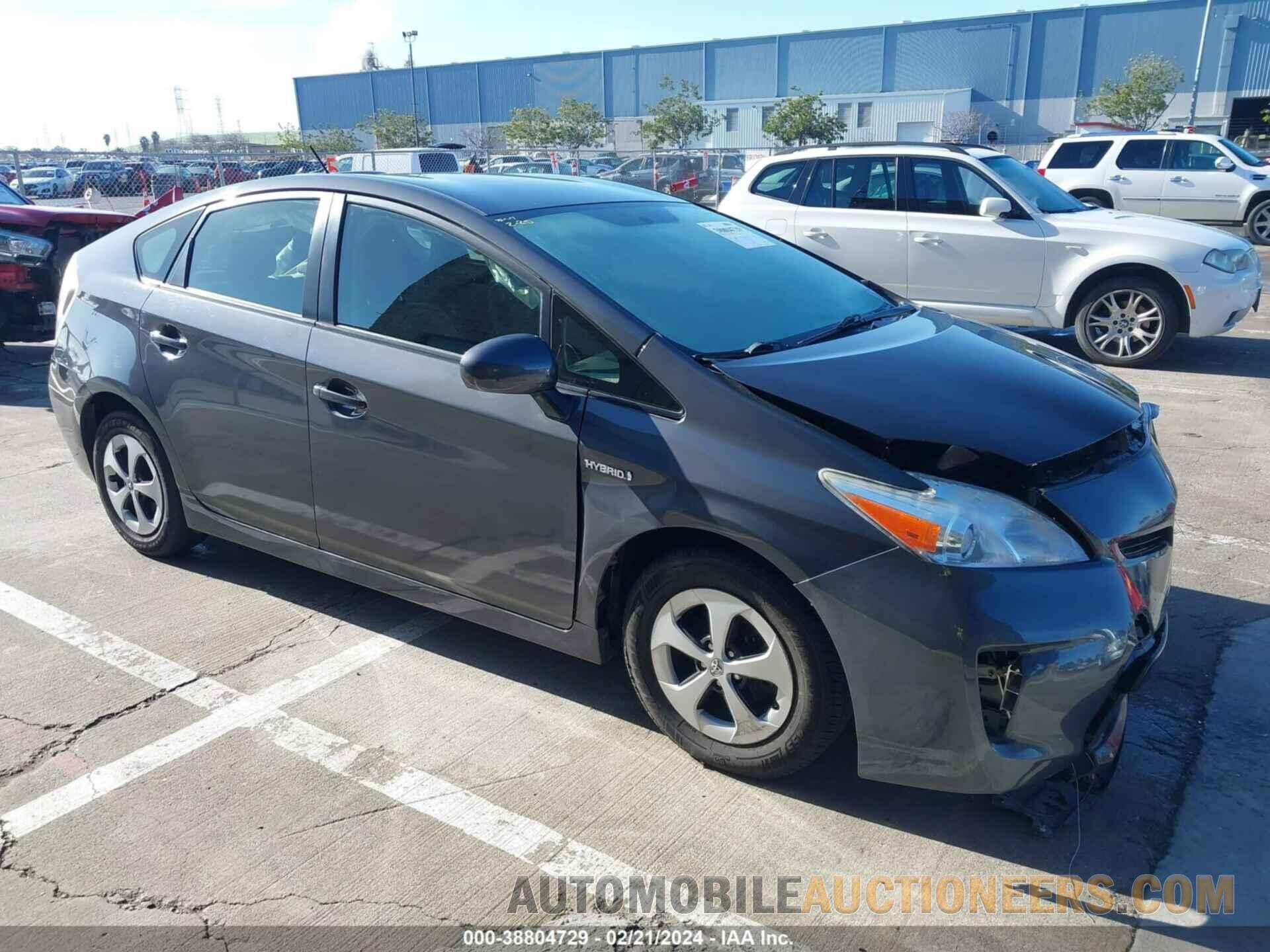 JTDKN3DU8F0447273 TOYOTA PRIUS 2015