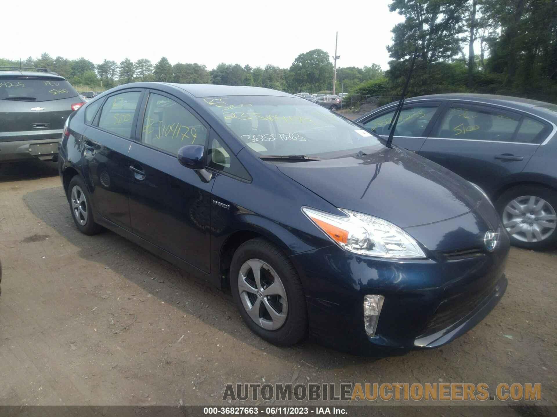 JTDKN3DU8F0456118 TOYOTA PRIUS 2015