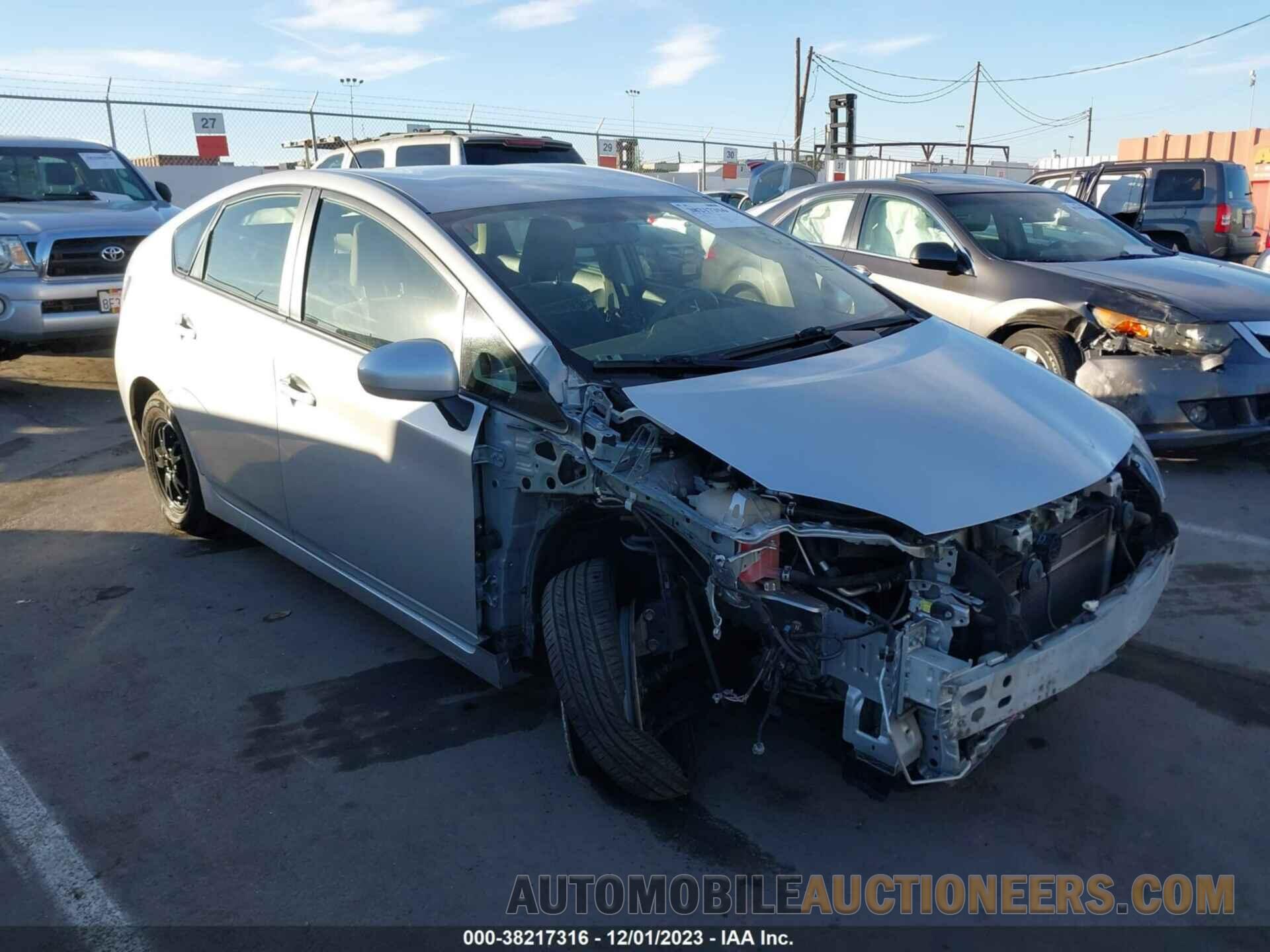 JTDKN3DU8F0462193 TOYOTA PRIUS 2015