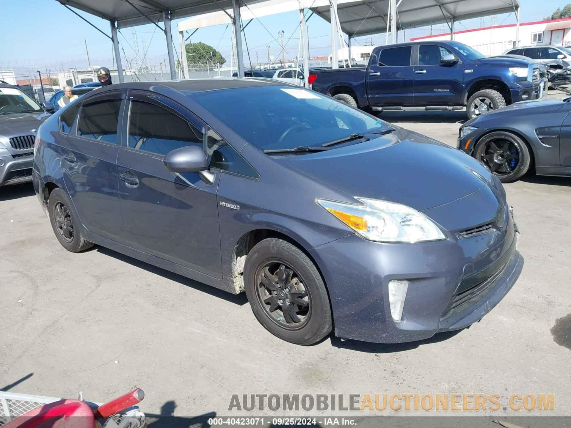 JTDKN3DU8F0465627 TOYOTA PRIUS 2015