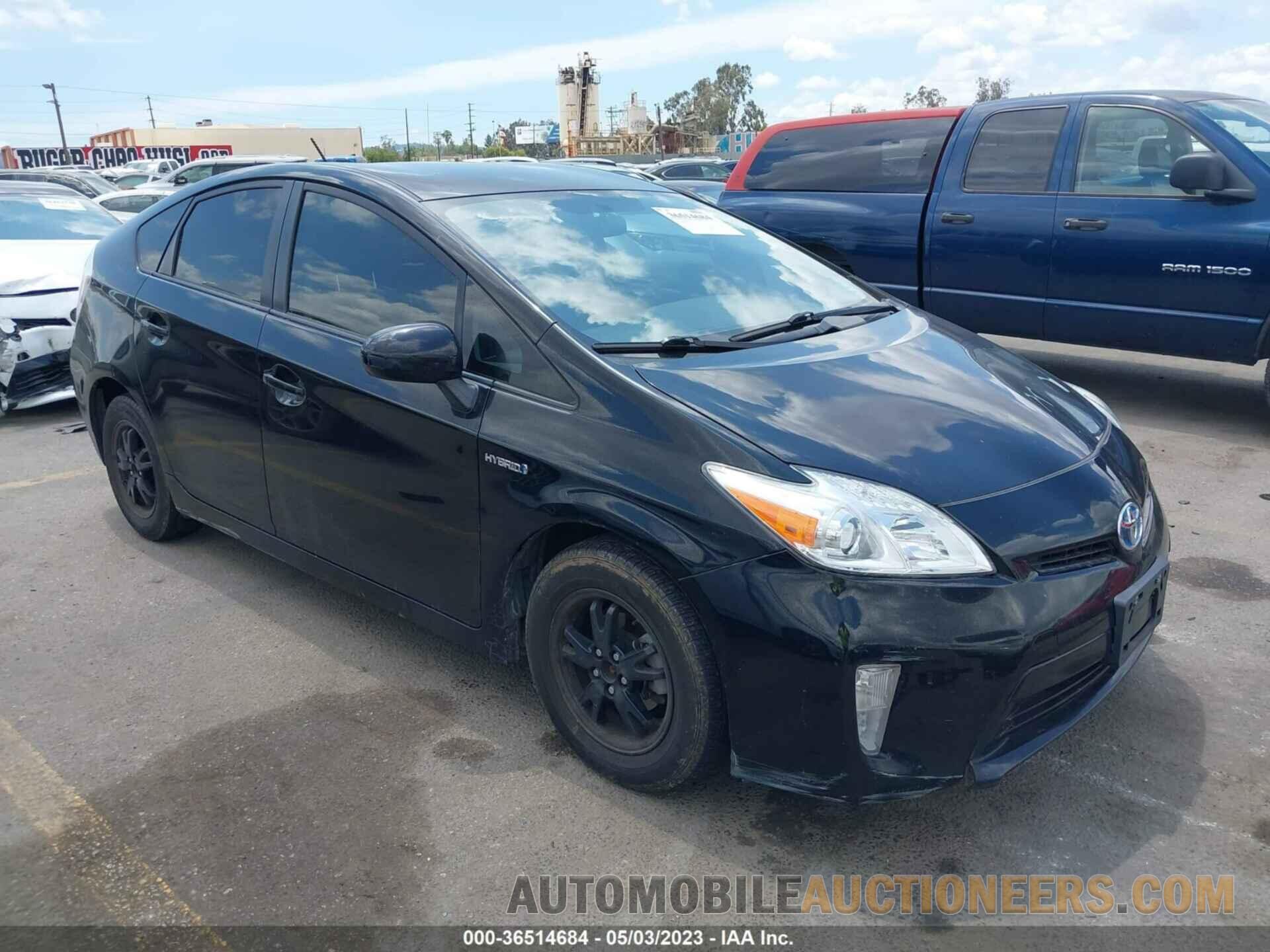 JTDKN3DU8F0467376 TOYOTA PRIUS 2015