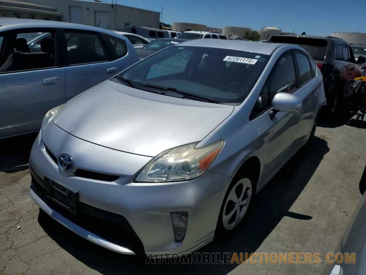 JTDKN3DU8F0476563 TOYOTA PRIUS 2015