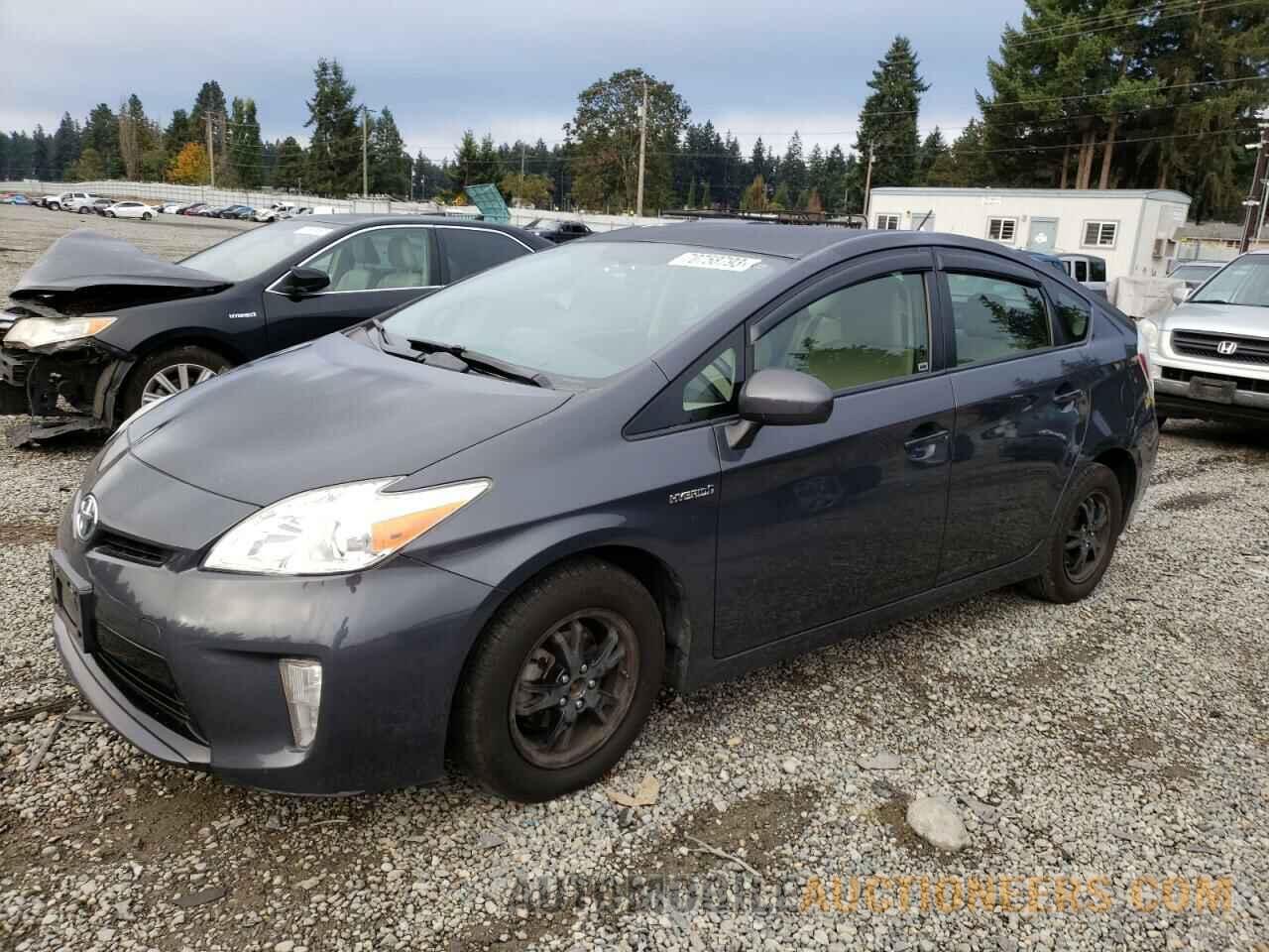 JTDKN3DU8F0479625 TOYOTA PRIUS 2015