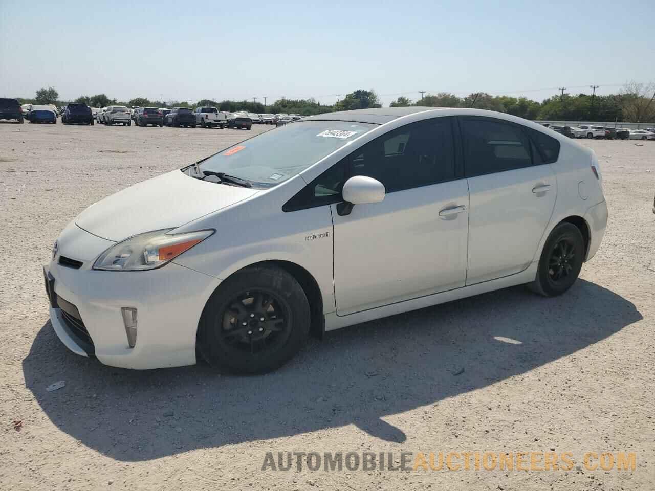 JTDKN3DU8F1866895 TOYOTA PRIUS 2015