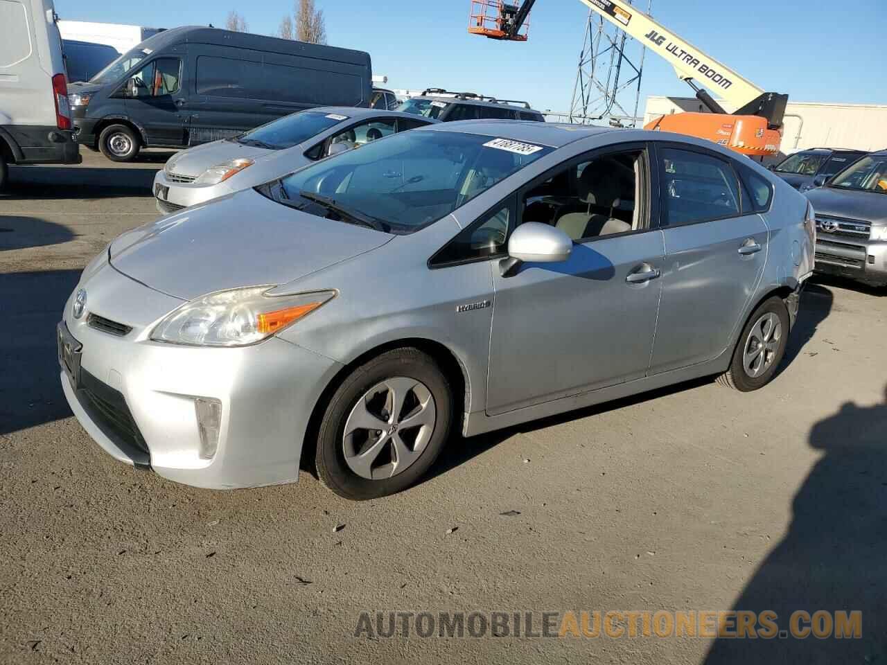 JTDKN3DU8F1911561 TOYOTA PRIUS 2015