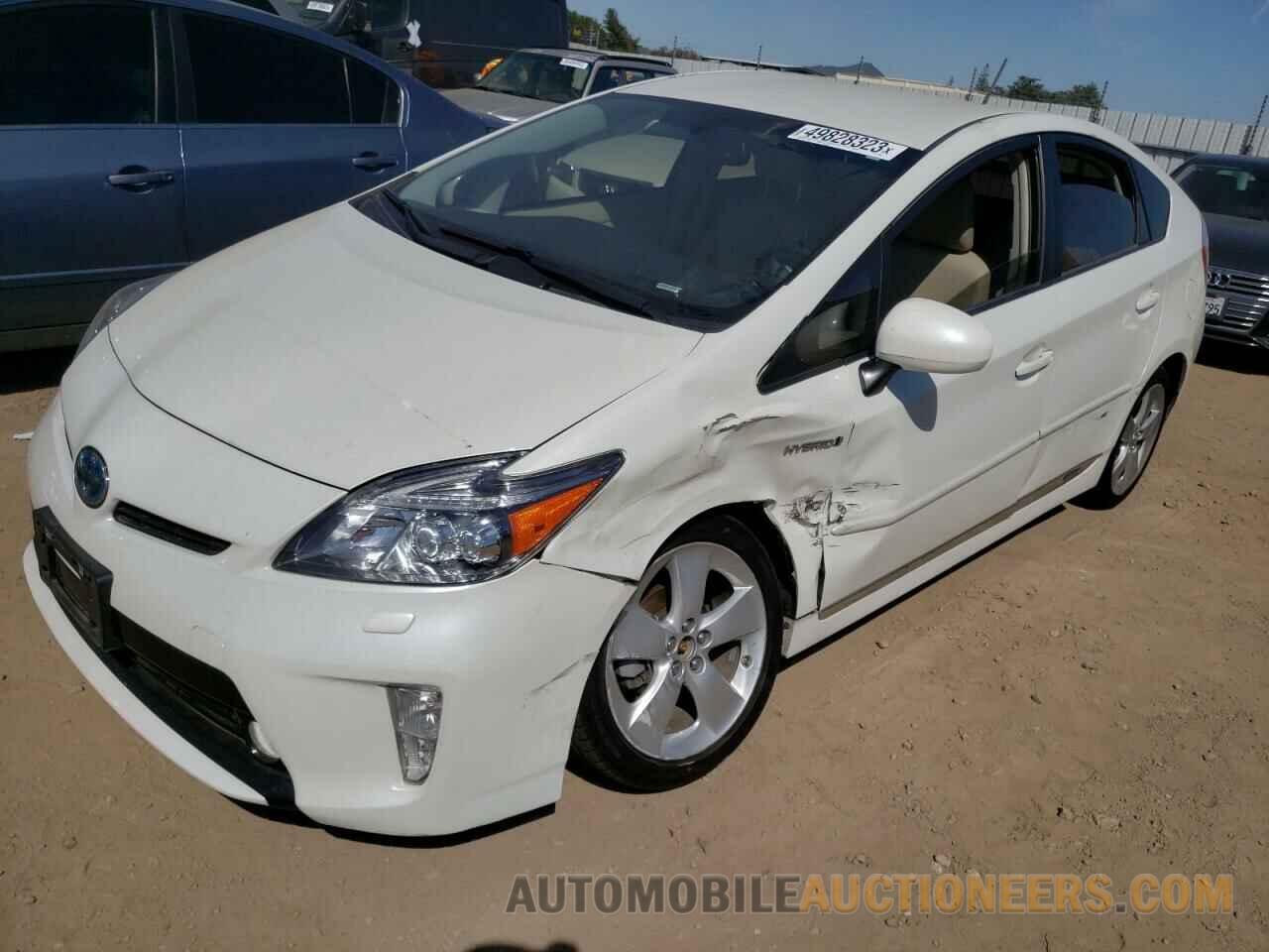 JTDKN3DU8F1914993 TOYOTA PRIUS 2015