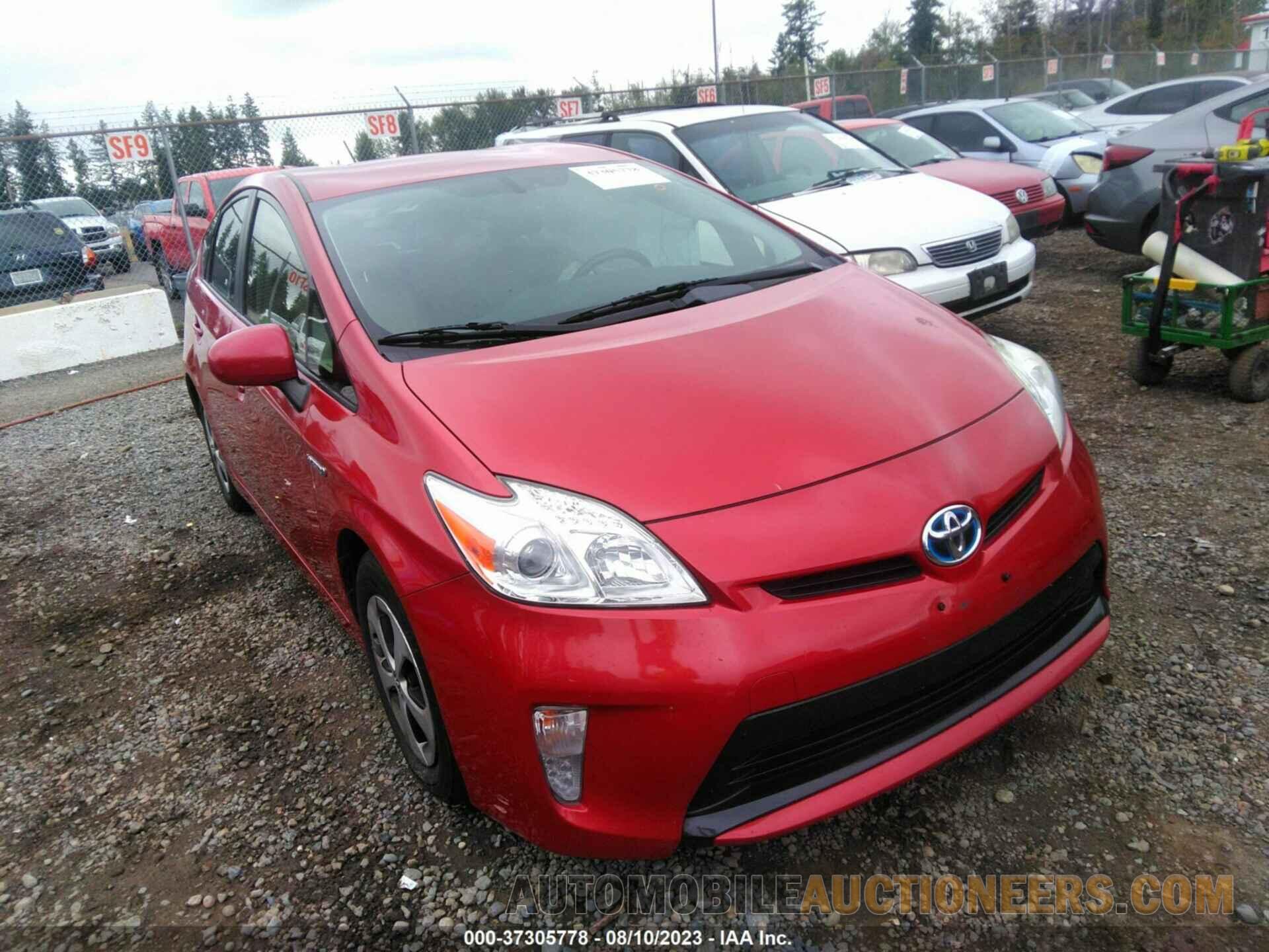 JTDKN3DU8F1915691 TOYOTA PRIUS 2015