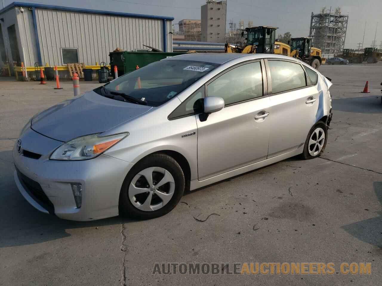 JTDKN3DU8F1919448 TOYOTA PRIUS 2015