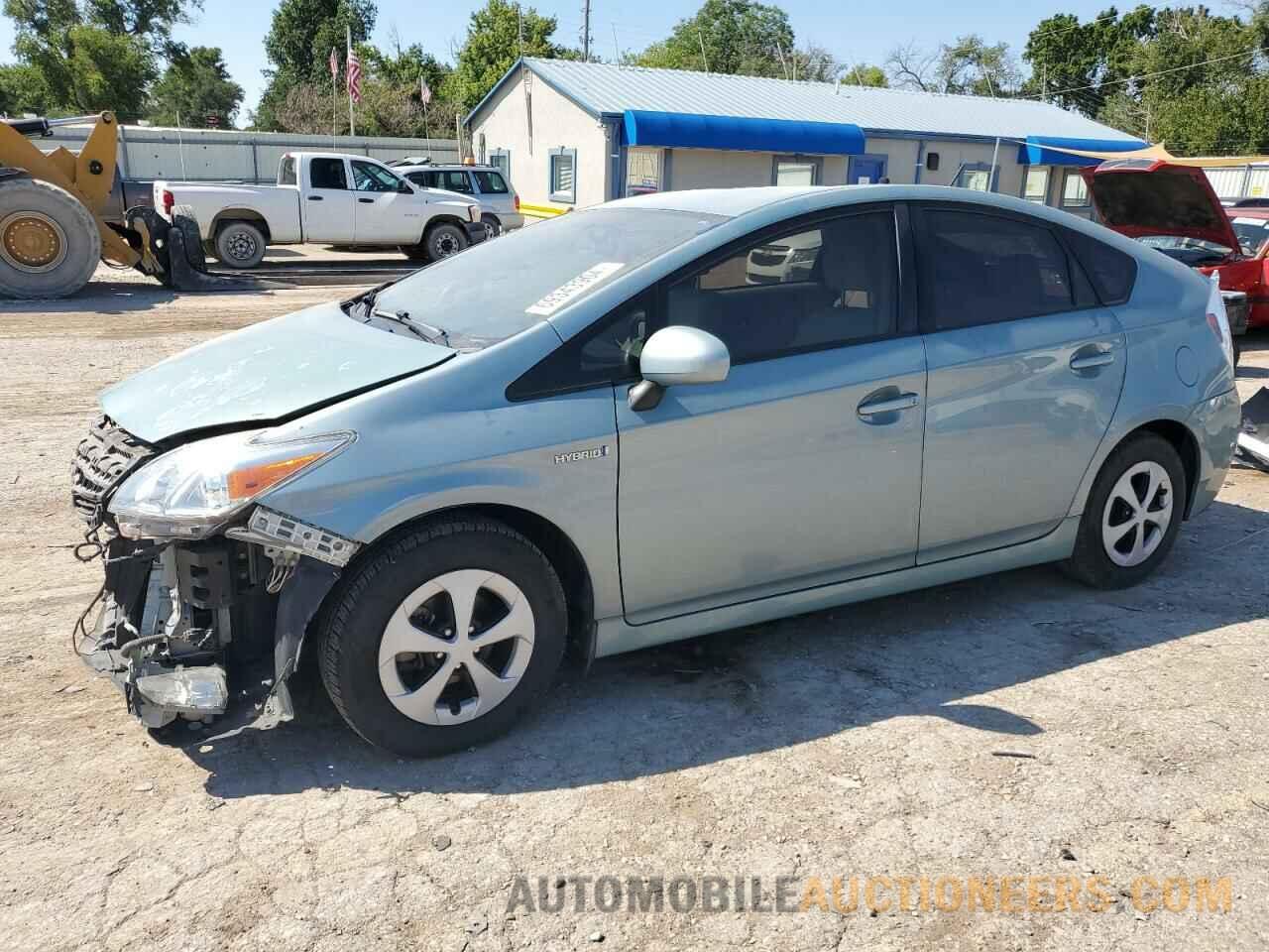 JTDKN3DU8F1924908 TOYOTA PRIUS 2015