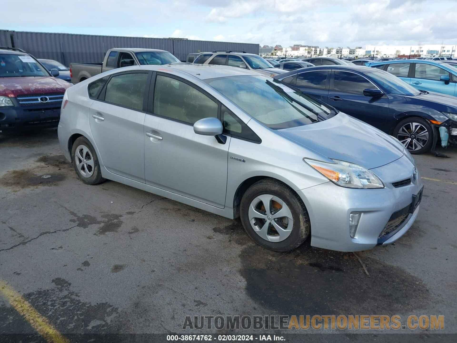 JTDKN3DU8F1936234 TOYOTA PRIUS 2015