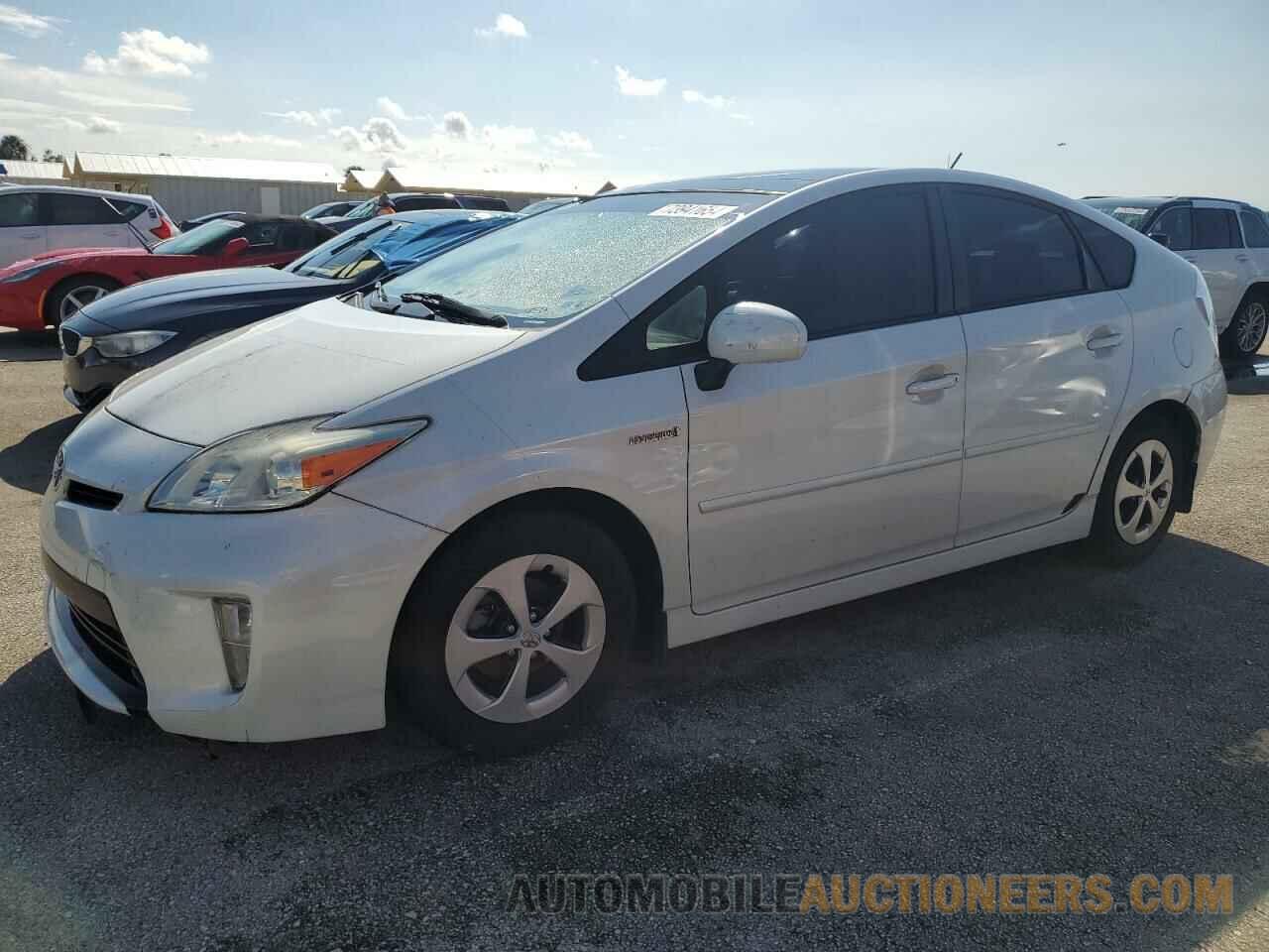 JTDKN3DU8F1941157 TOYOTA PRIUS 2015