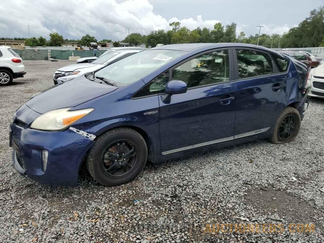 JTDKN3DU8F1944513 TOYOTA PRIUS 2015