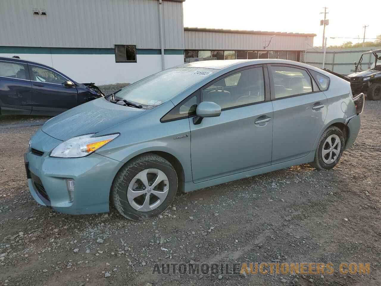 JTDKN3DU8F1976846 TOYOTA PRIUS 2015