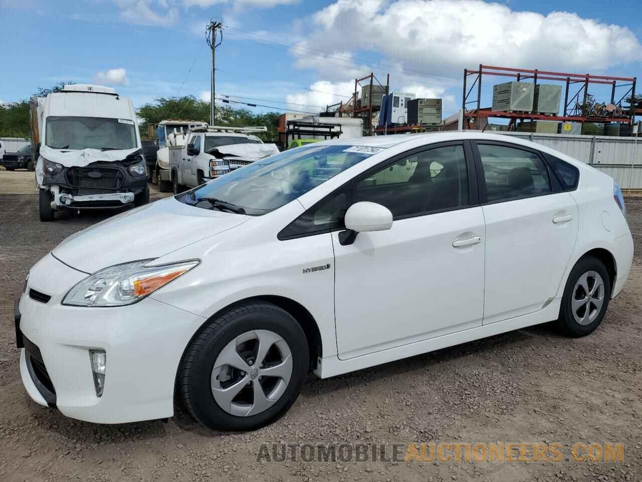 JTDKN3DU8F1994280 TOYOTA PRIUS 2015