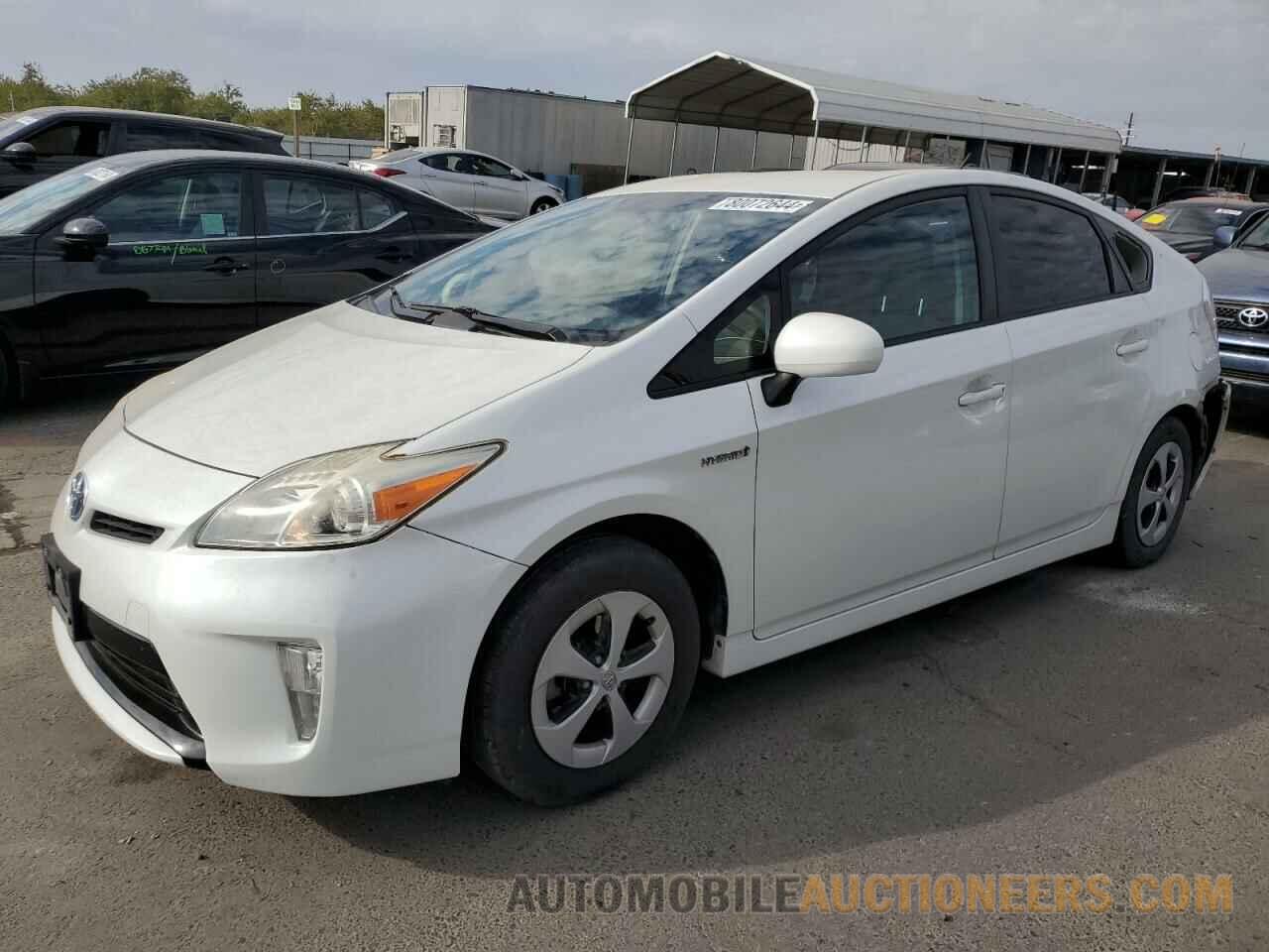 JTDKN3DU8F1996787 TOYOTA PRIUS 2015